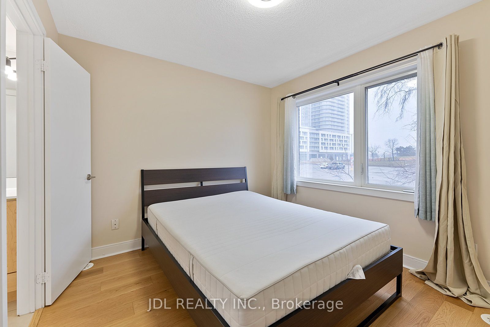 Unit 76 - 315 Village Green Square, Scarborough 2