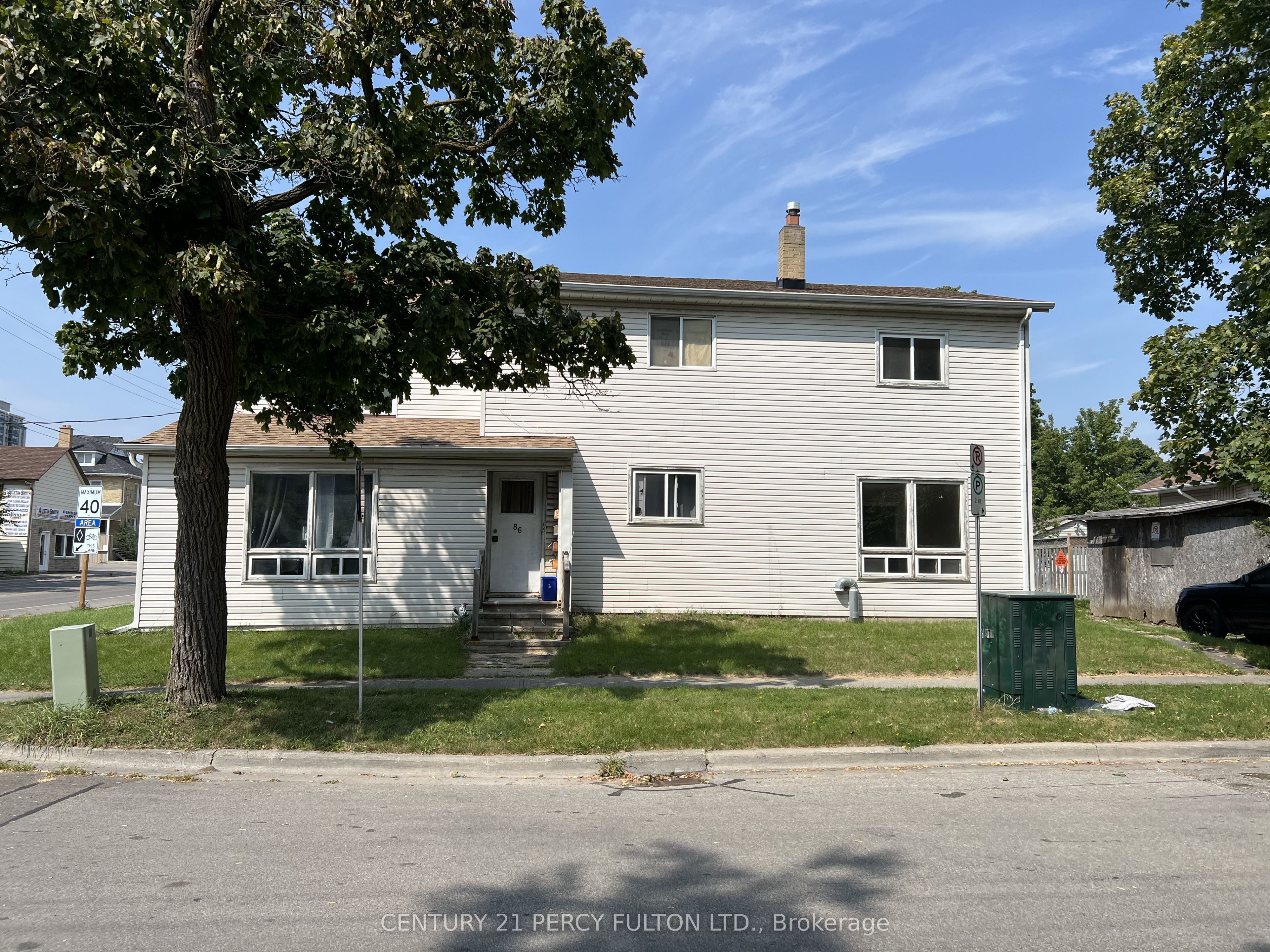 Unit 3 - 86 Brock Street E, Oshawa 1