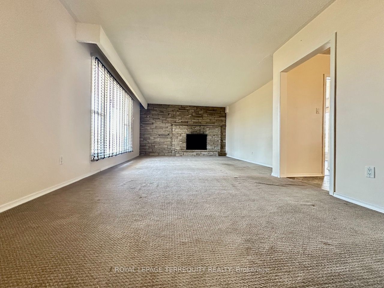 Unit Unit A - 1775 Bowmanville Avenue, Clarington 1