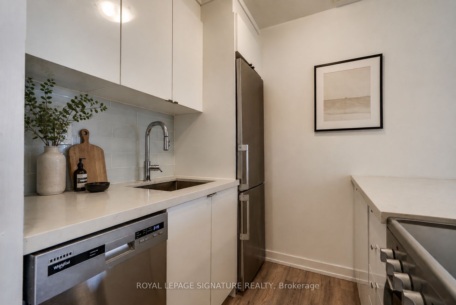 Unit 303 - 15 Gamble Avenue, Toronto 3