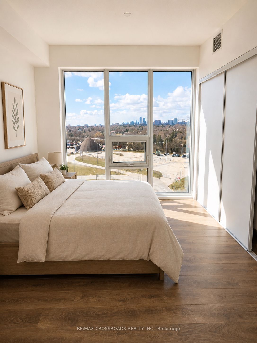 Unit 1018 - 2031 Kennedy Road, Scarborough 5