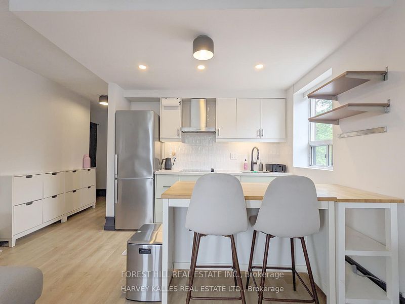 Unit 301 - 204 Kingston Road, Toronto 5