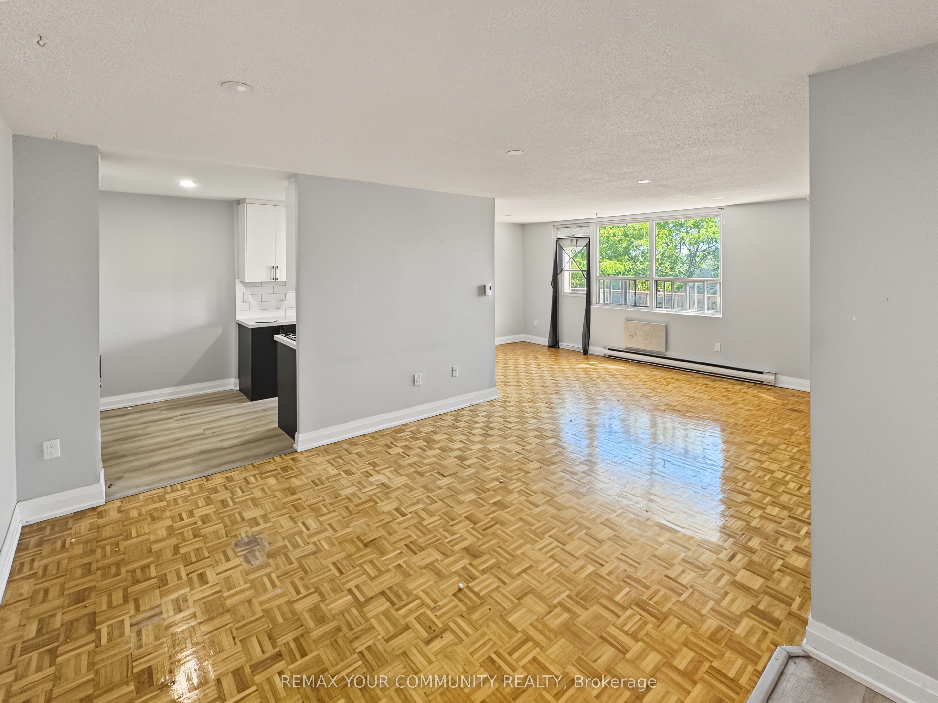 Unit 141 - 199 Hillcroft Street, Oshawa 1