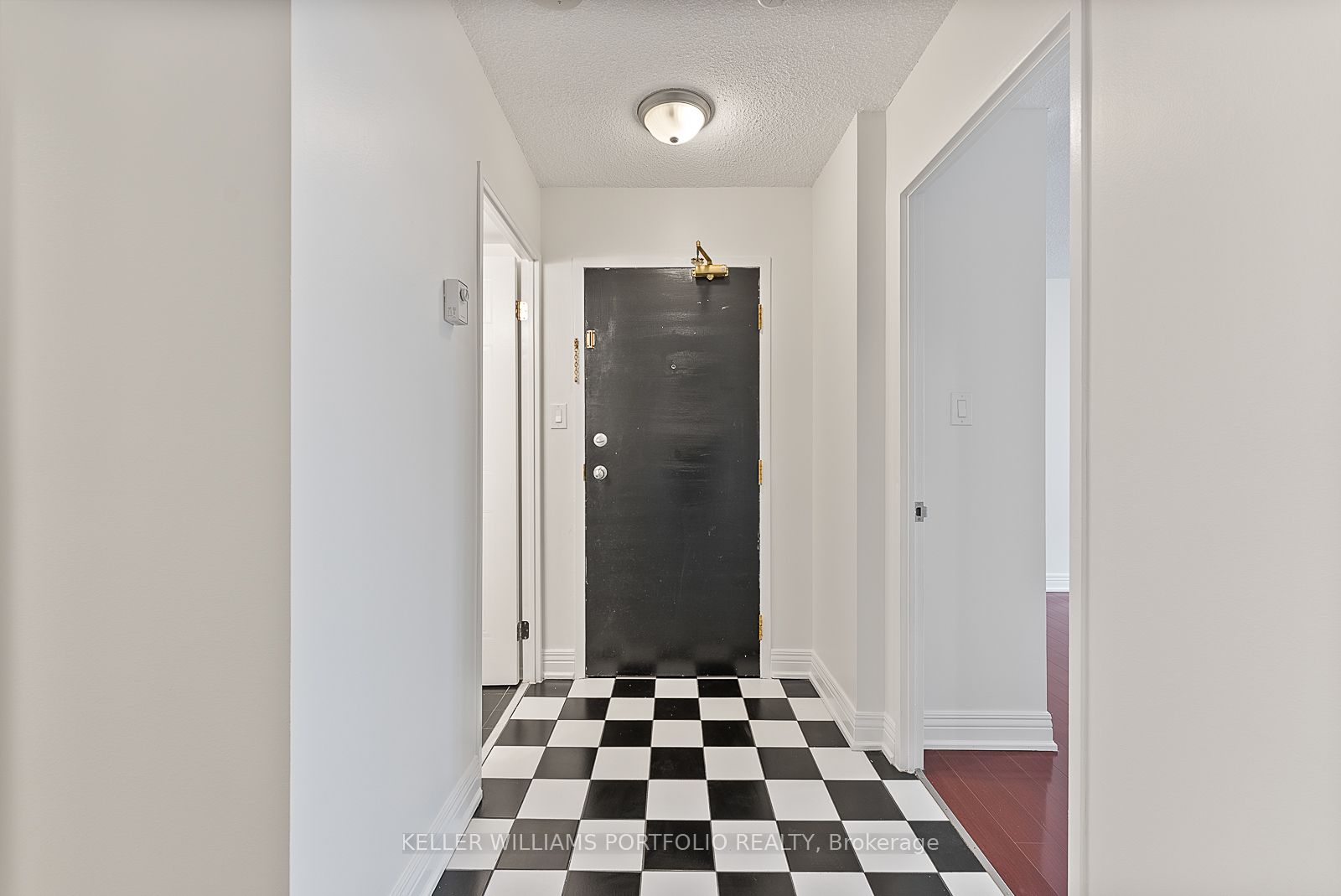 Unit 418 - 2550 Lawrence Avenue E, Scarborough 4