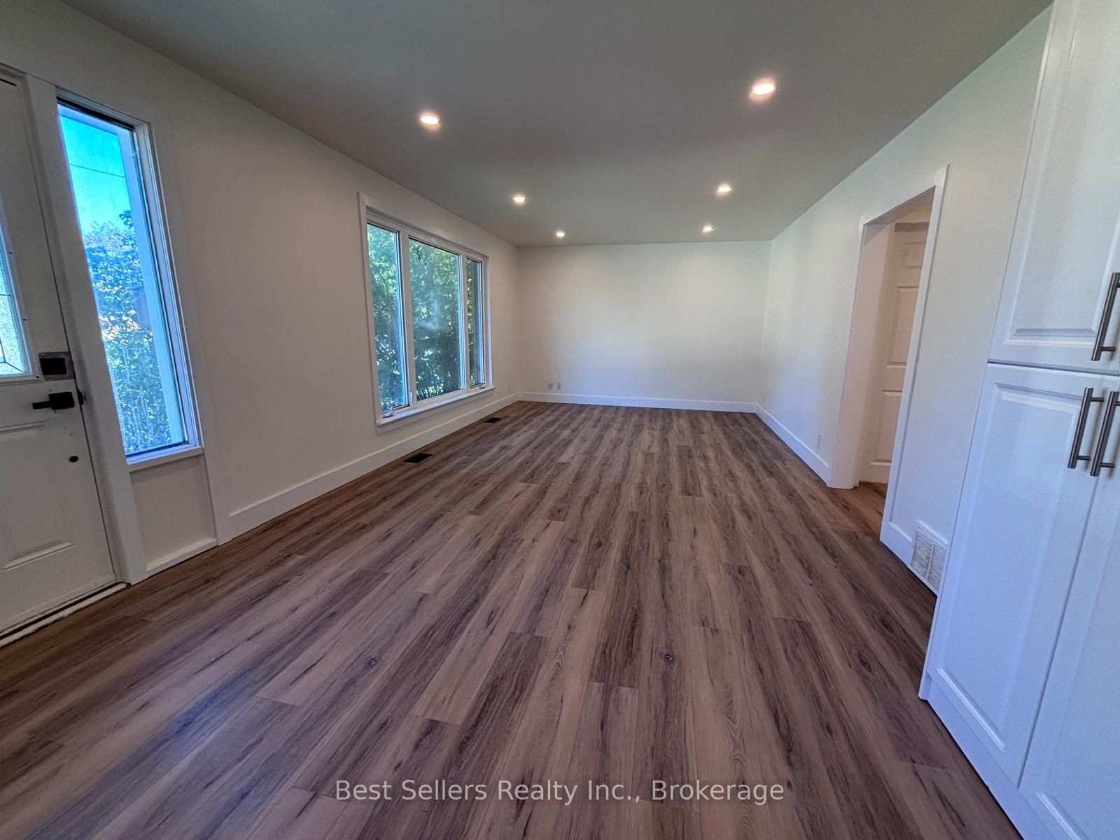 Unit MAIN - 767 Gaspe Avenue, Oshawa 4