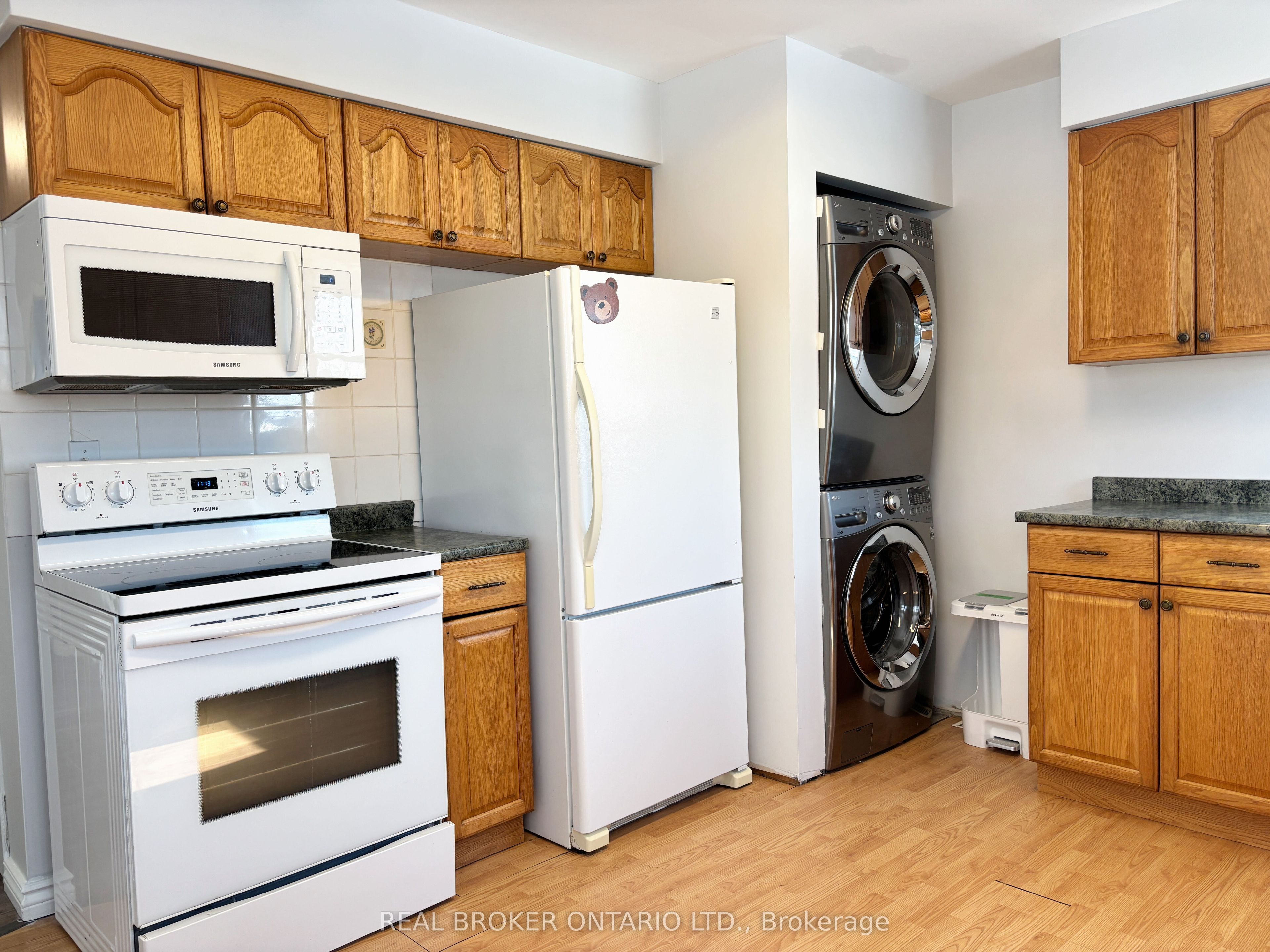 Unit Main Fl - 327 Dover Street, Oshawa 2