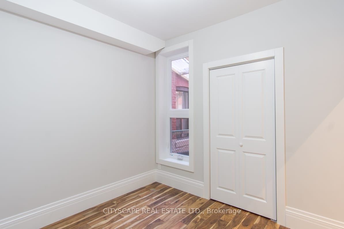 Unit Main - 936 Dundas Street E, Toronto 3