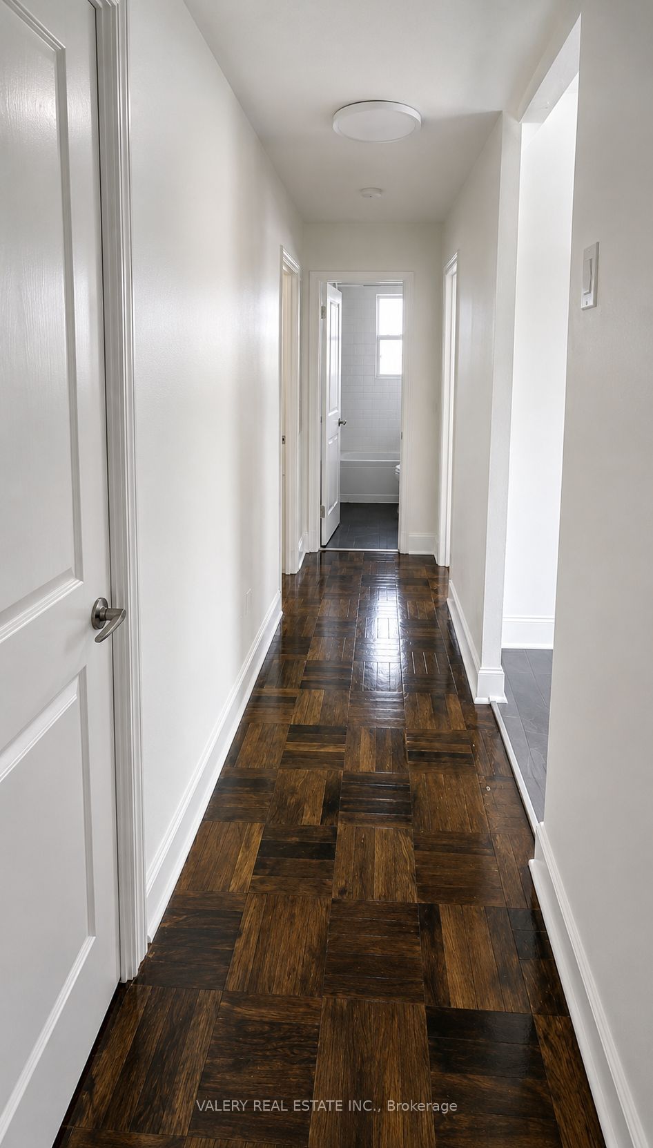 Unit D7 - 3015 Queen Street E, Scarborough 4