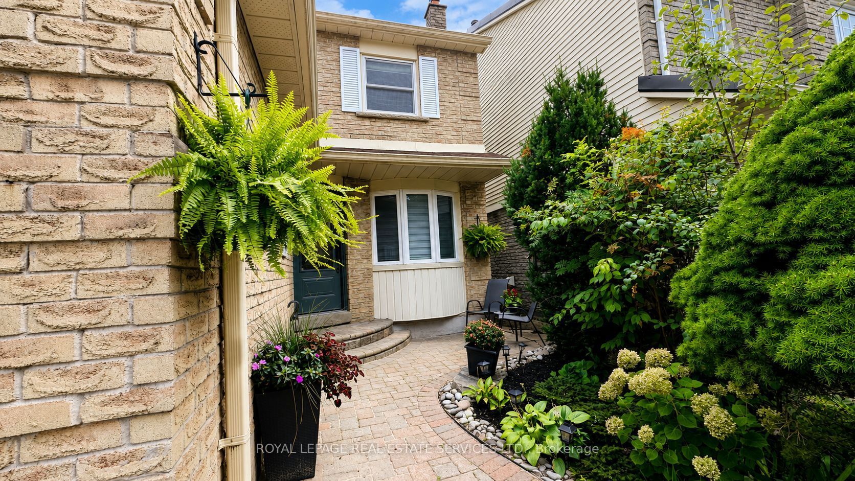 49 Lowder Place, Whitby 2