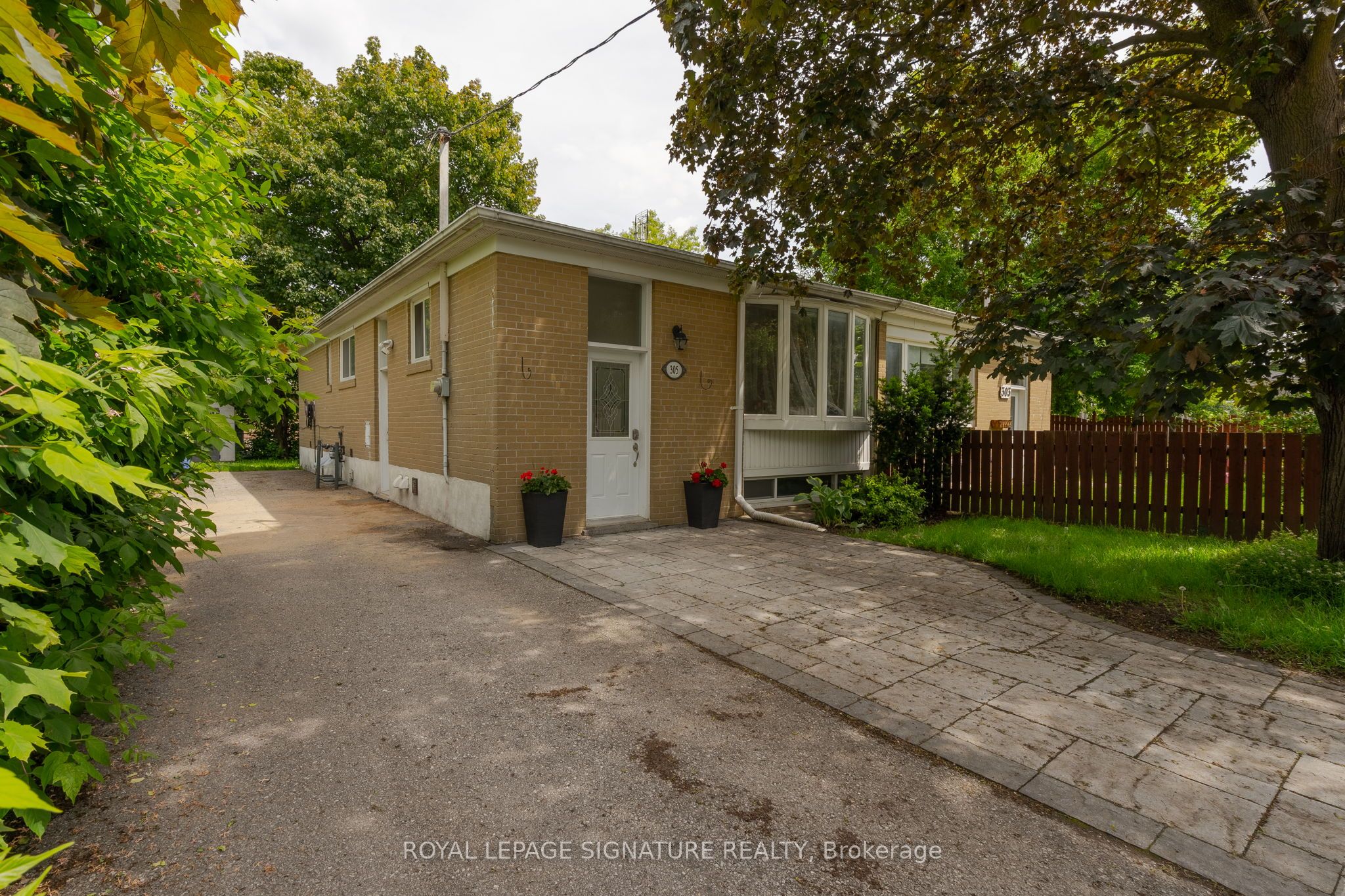 Unit Bsmt - 305 Blue Grass Boulevard, Richmond Hill 3