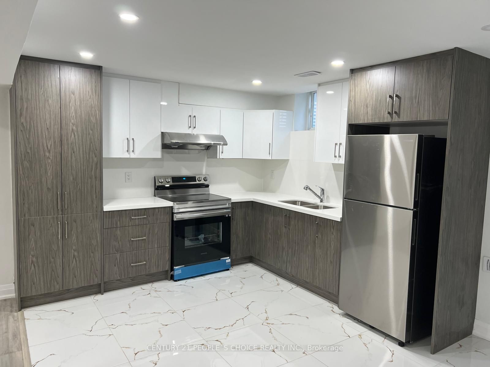 Unit BSMT - 19 Antorisa Avenue E, Vaughan 4