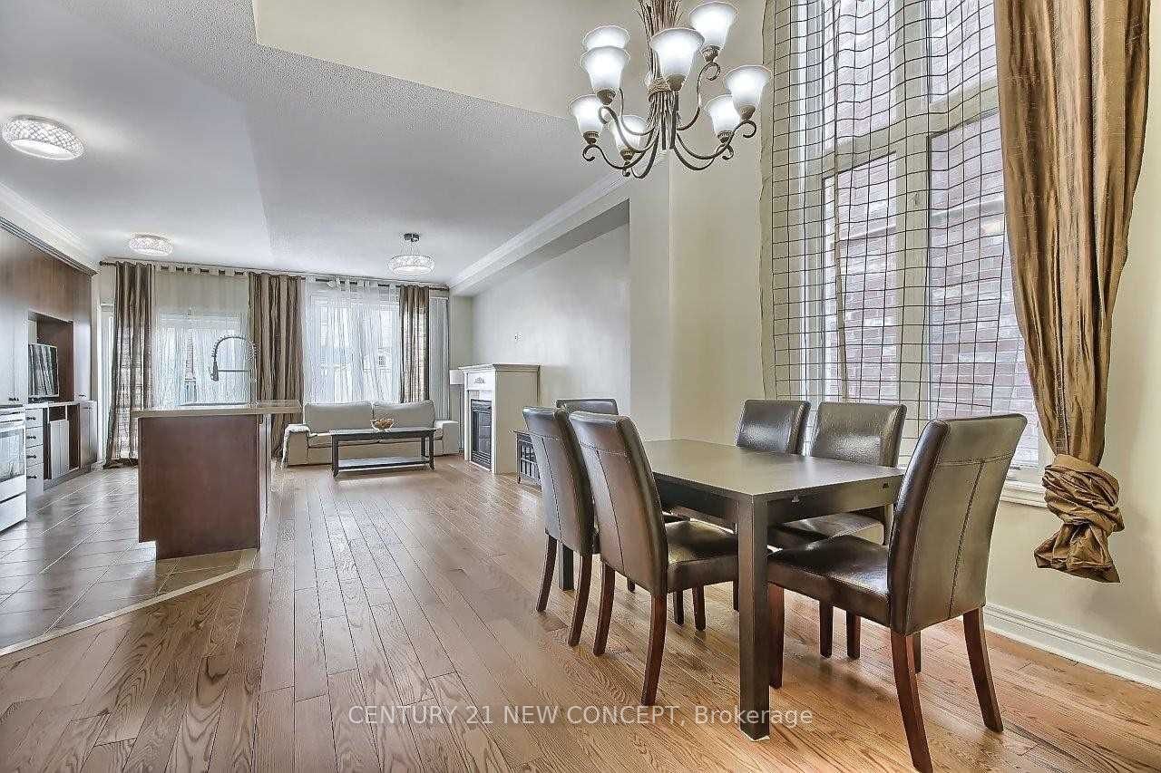 50 Woodville Drive, Vaughan 3