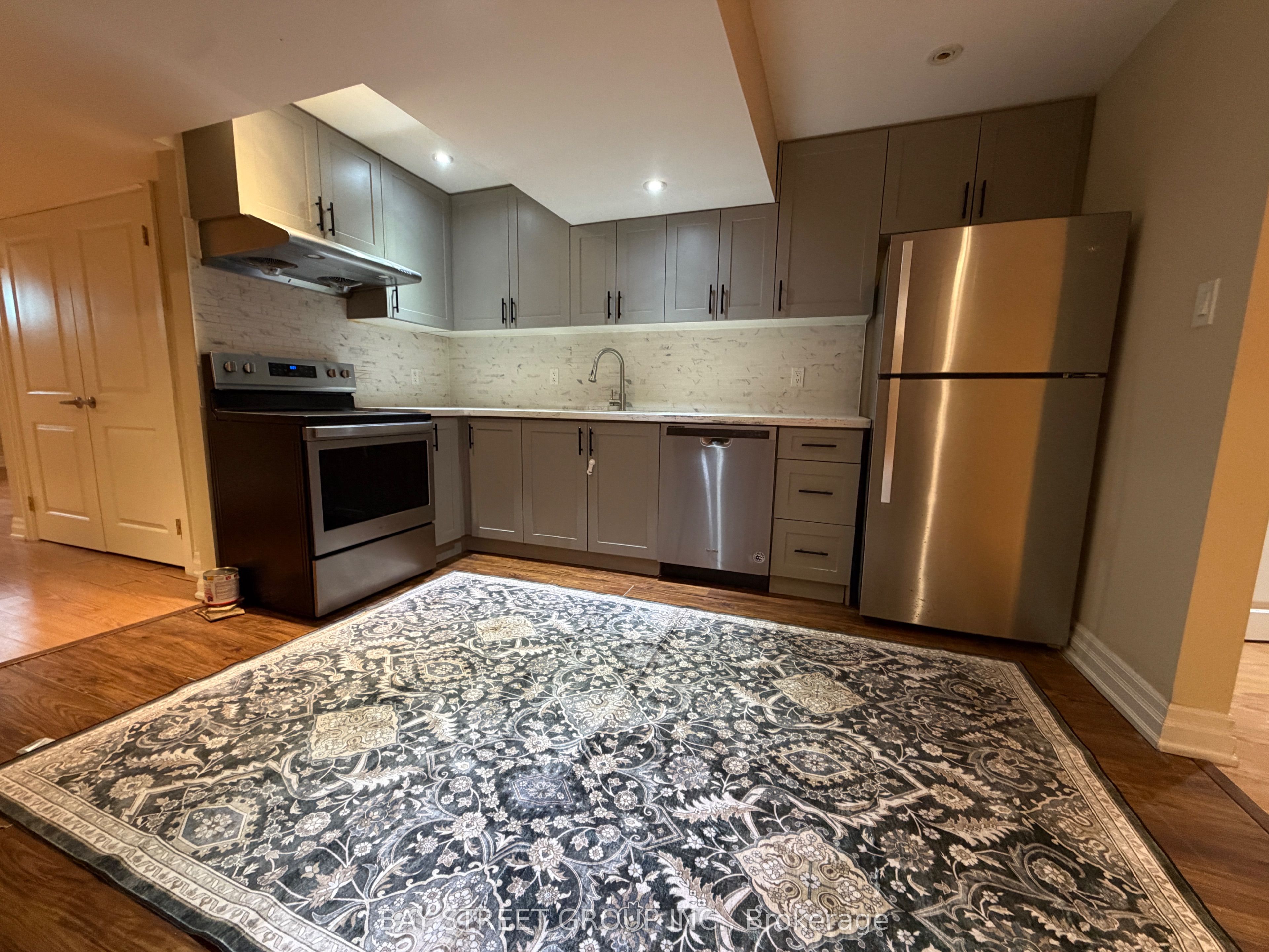 Unit Lower - 56 Albright Crescent, Richmond Hill 2
