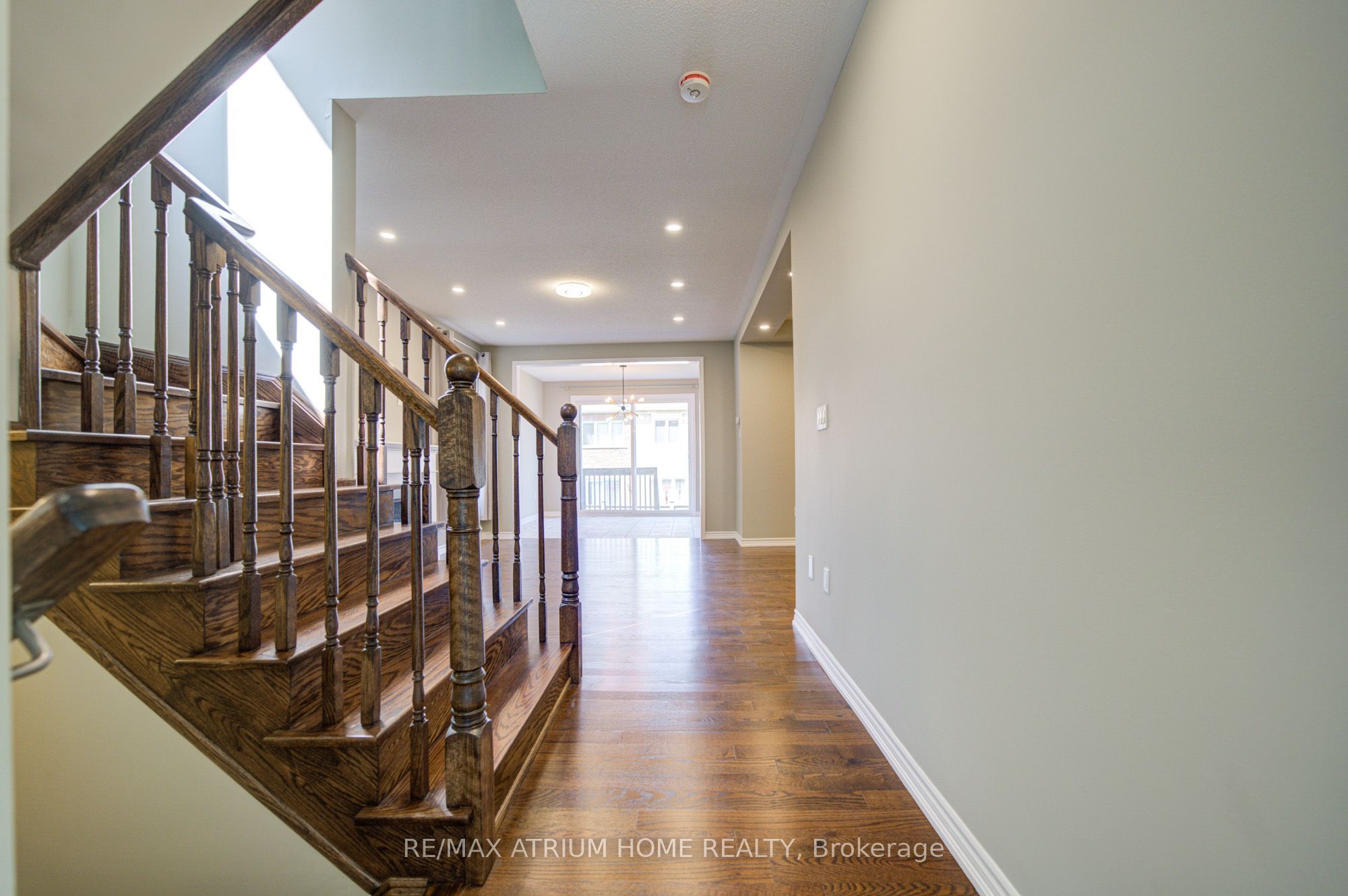 396 Thomas Phillips Drive, Aurora 4