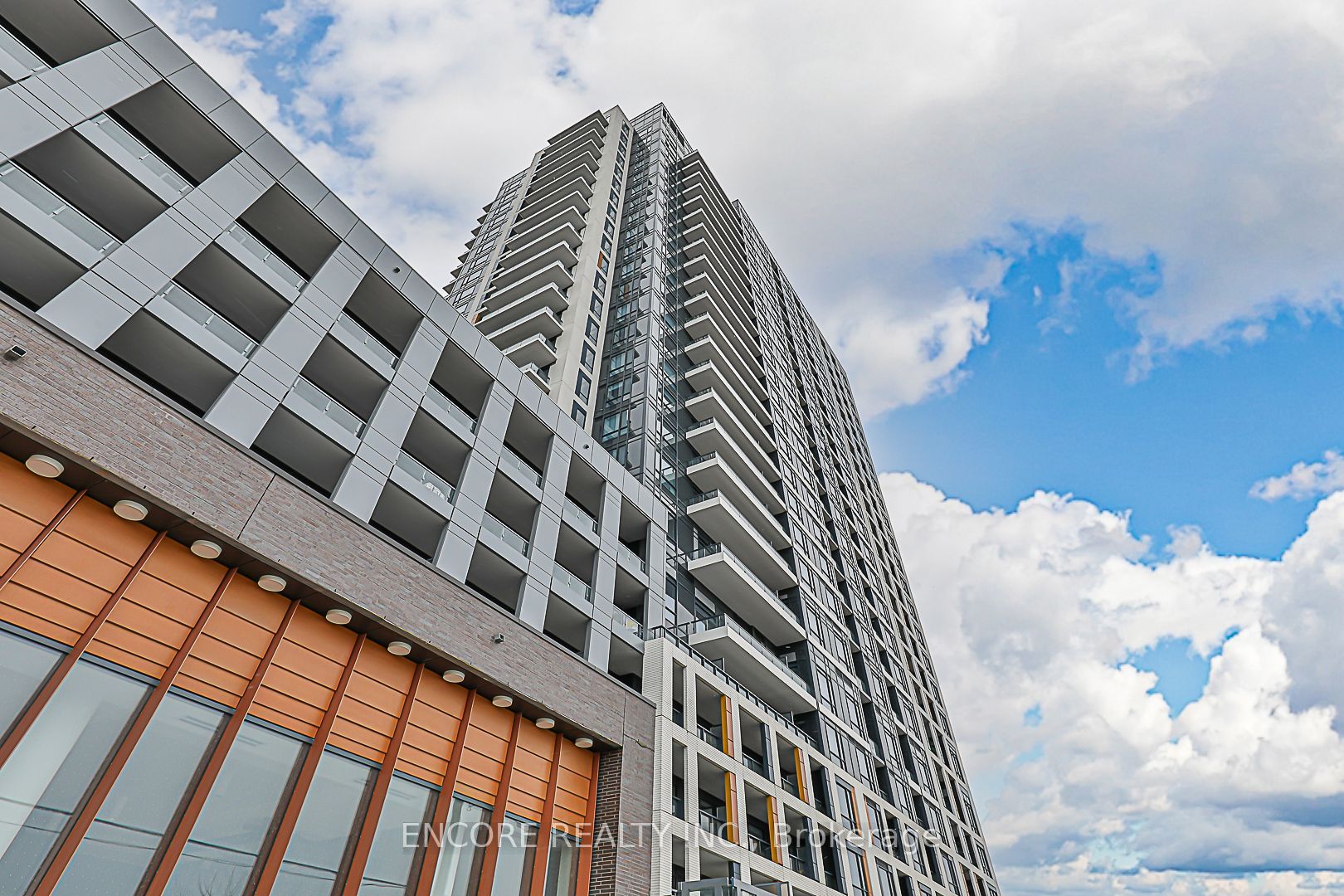 Unit B502 - 7950 Bathurst Street, Vaughan 2