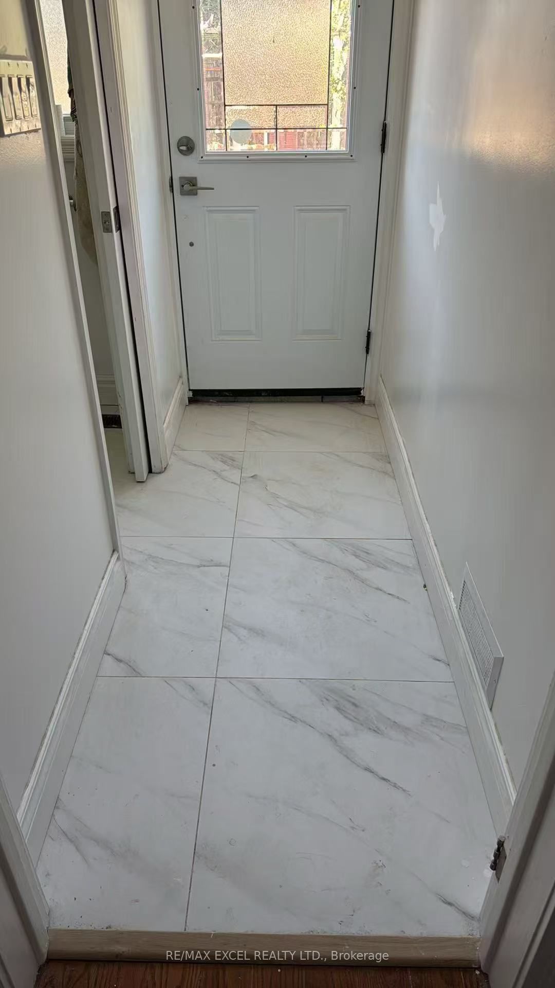 Unit Basement - 84 Sherwood Forest Drive, Markham 2