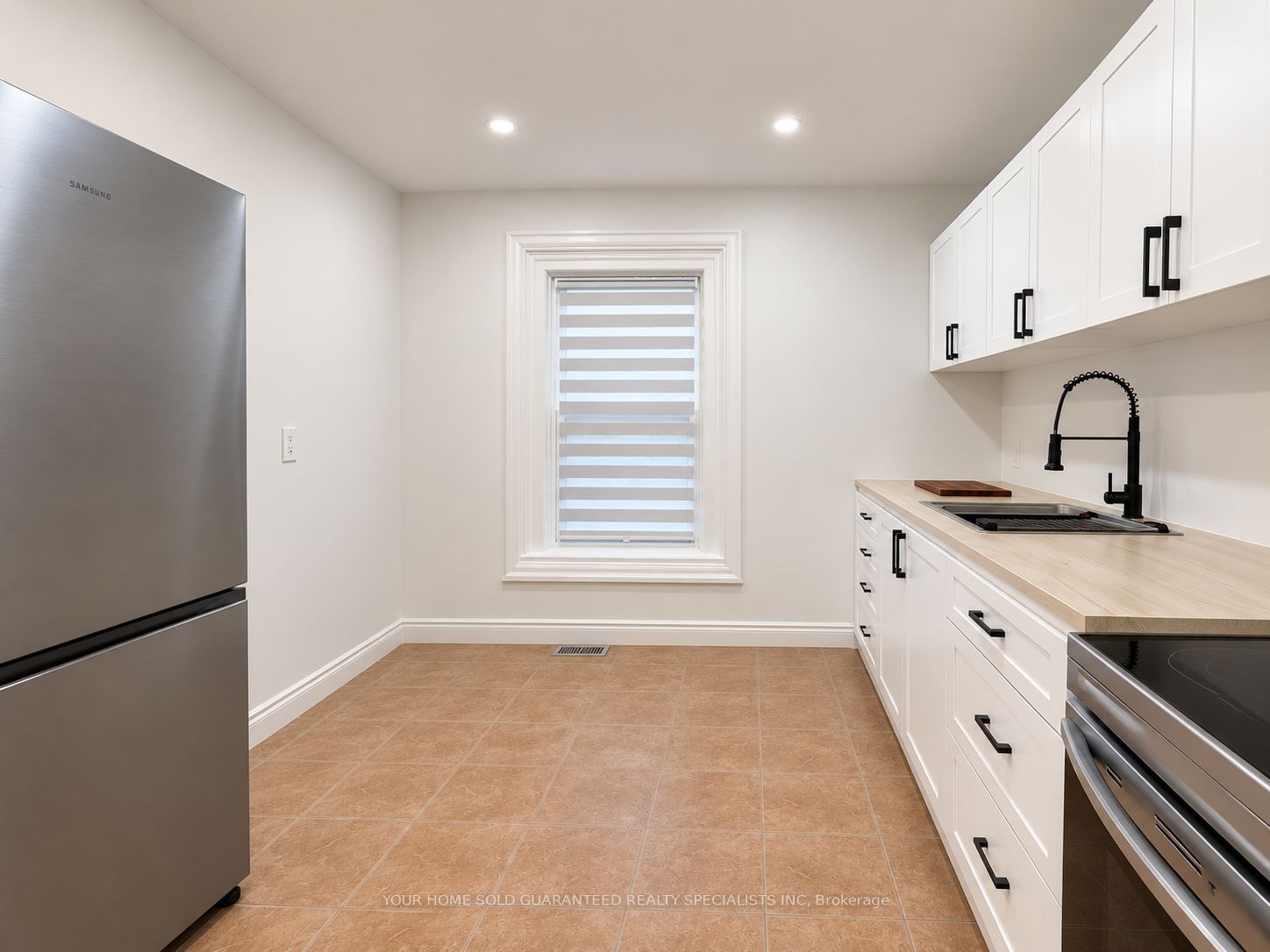 Unit 2 - 94 Wellington Street E, Aurora 5