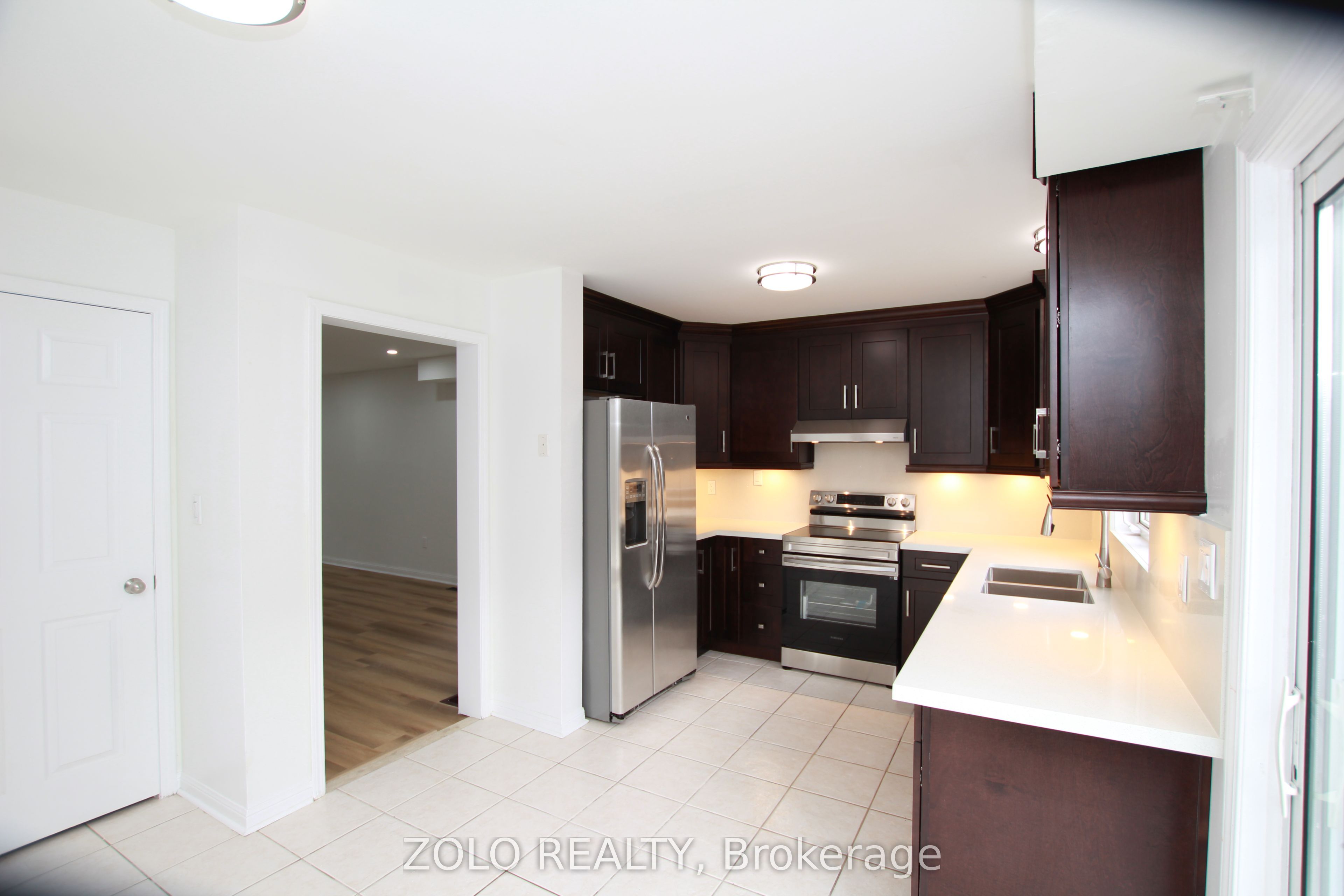 226 Equator Crescent N, Vaughan 2