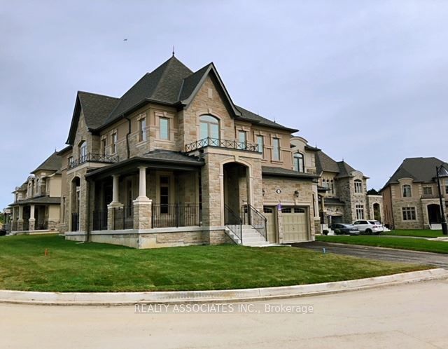 241 Stormont Trail, Vaughan 2