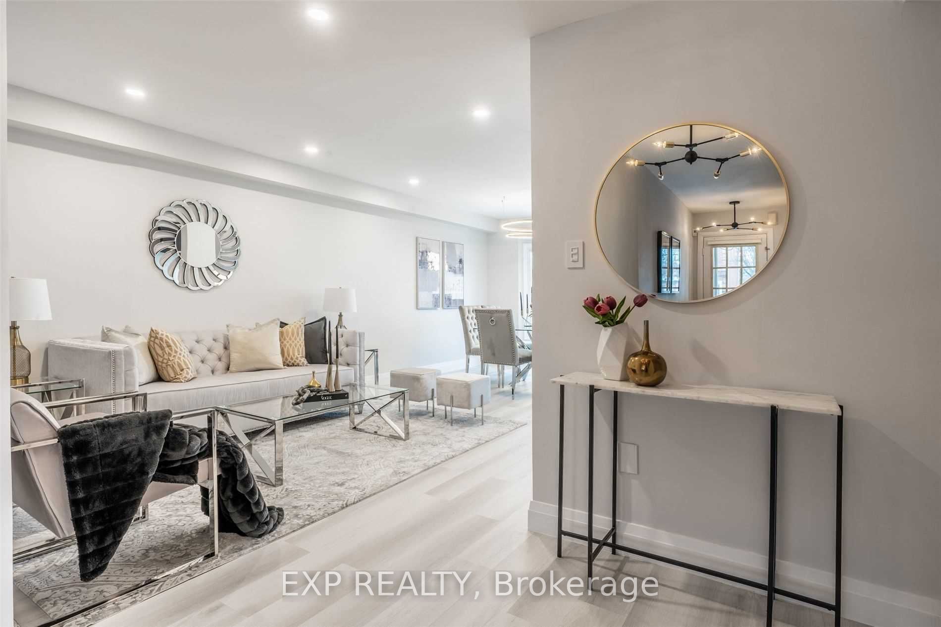 526 Tara Hill Circle, Aurora 4