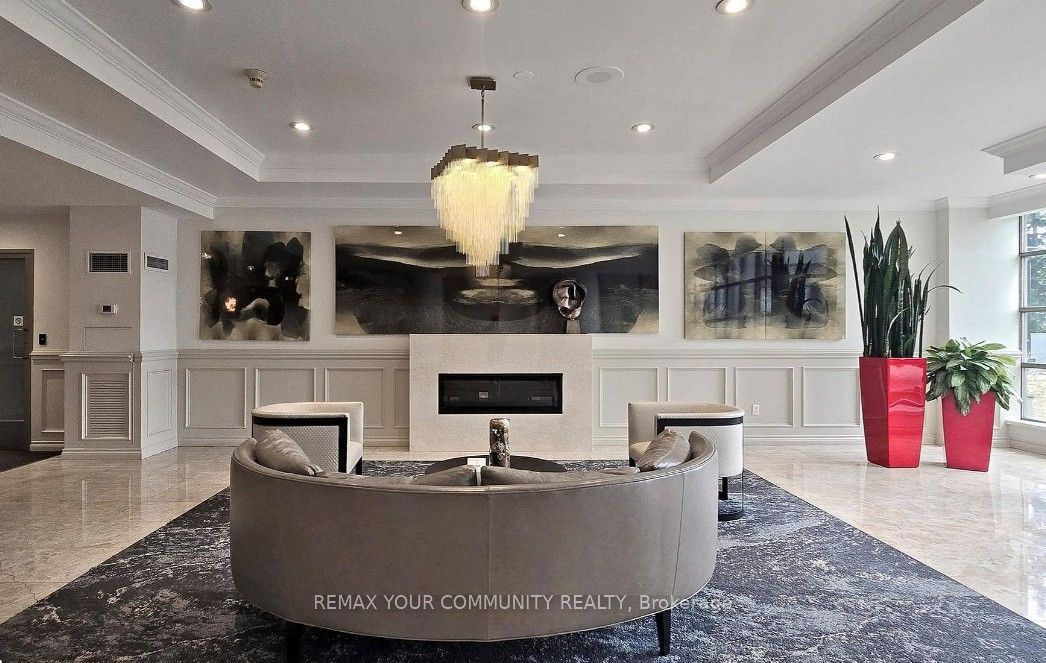 Unit 310 - 7 Townsgate Drive, Vaughan 5