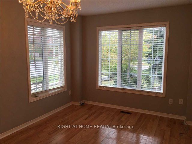 2 Silver Linden Drive, Richmond Hill 4