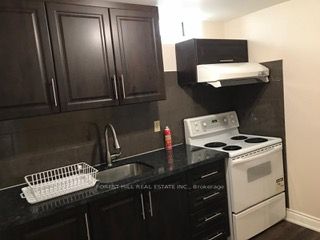 35 Storey Place, Markham 3