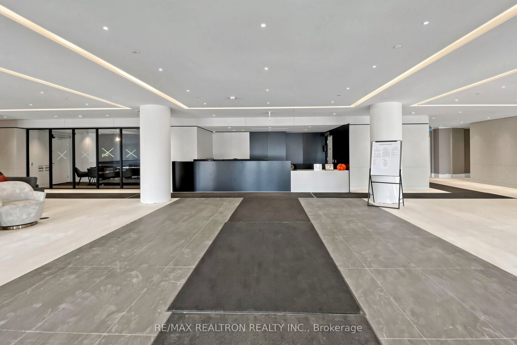 Unit 1909 - 50 Upper Mall Way, Vaughan 4