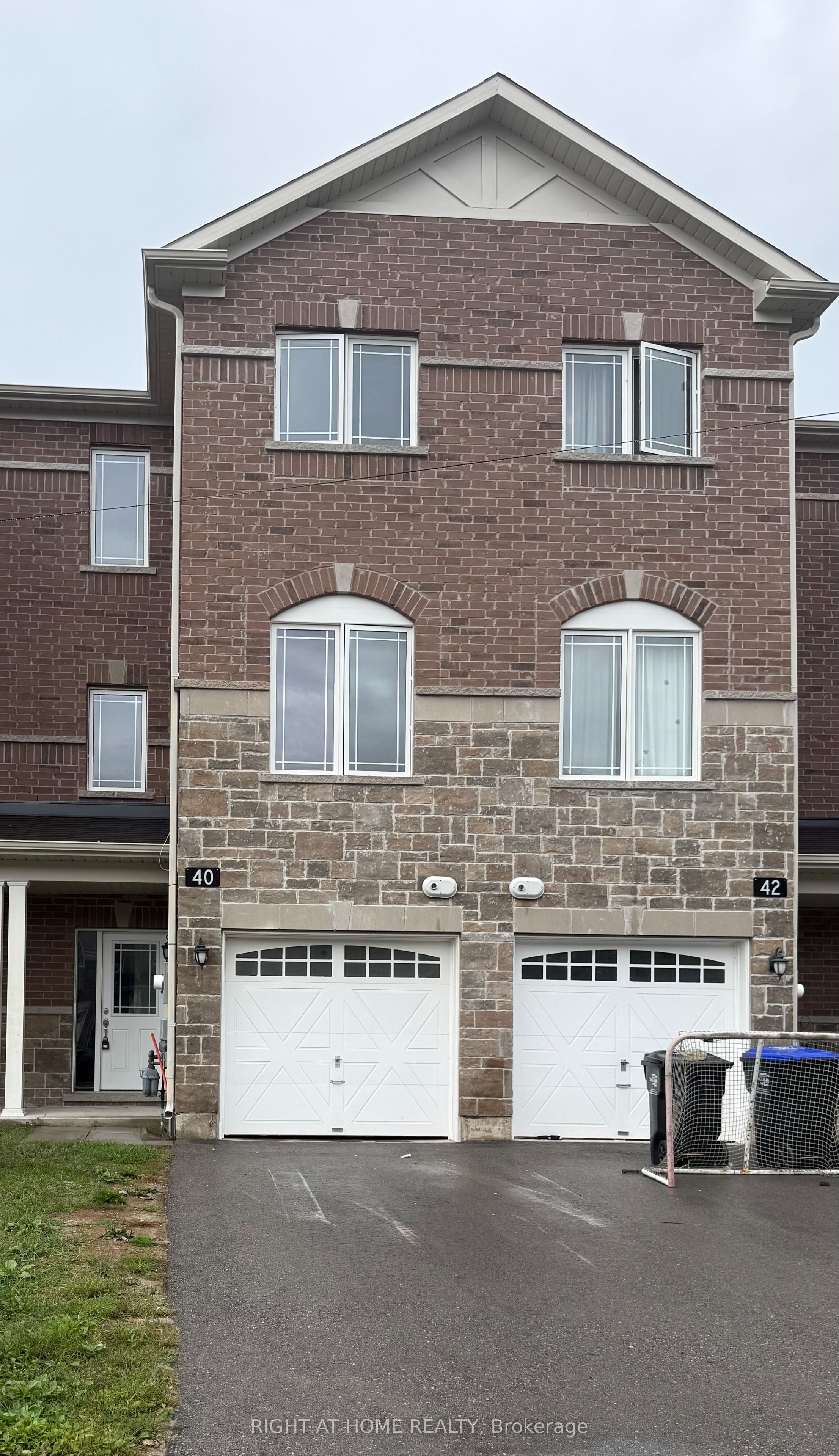 40 Milson Crescent, Essa 1