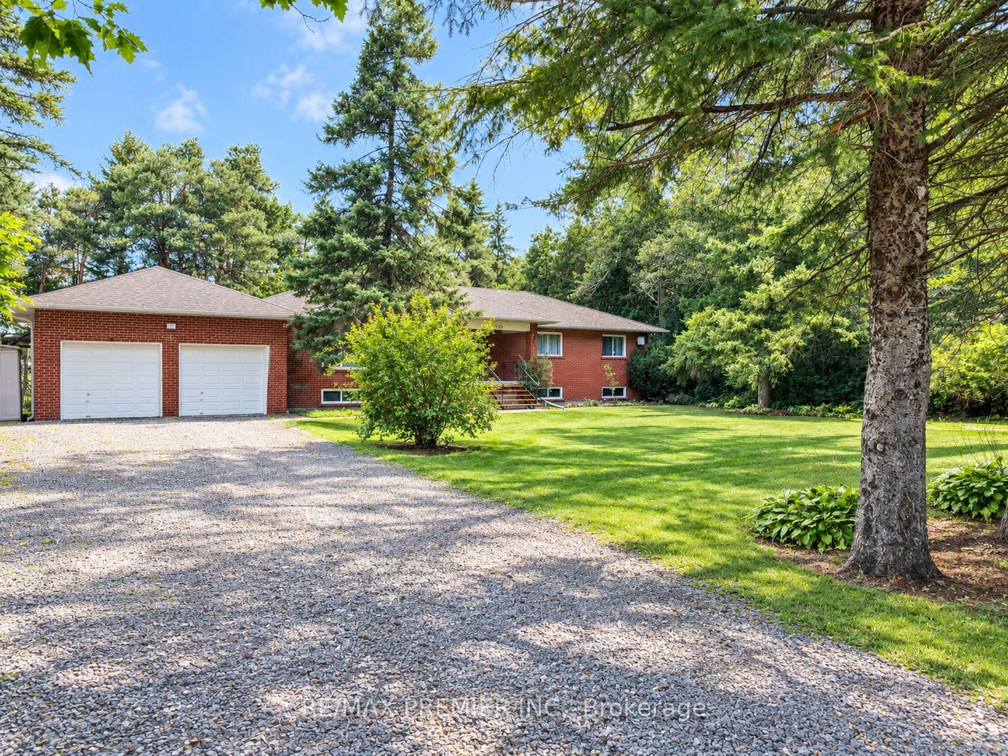 3350 18th Side Road, King 1