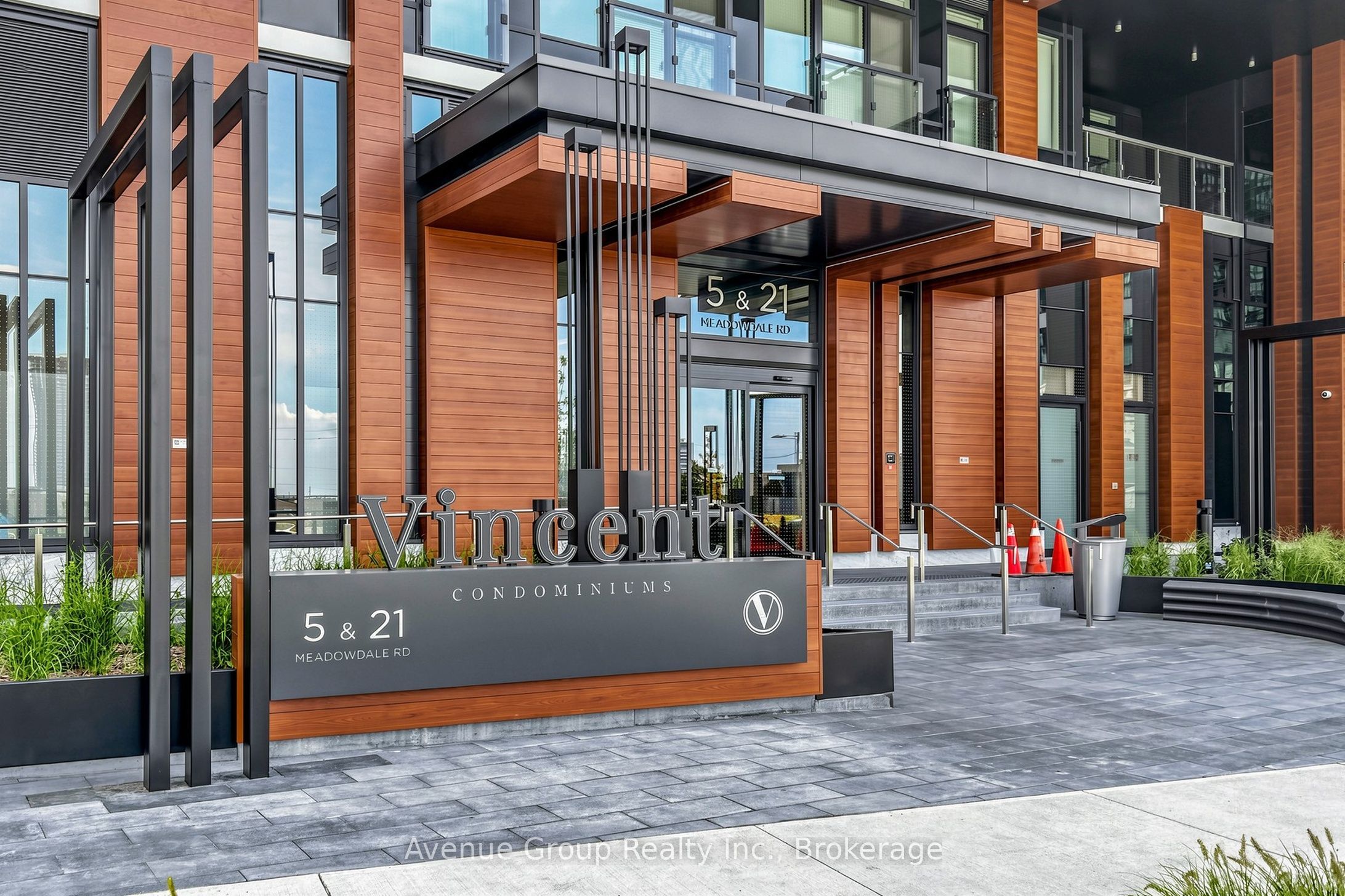 Unit 1809 - 21 Meadowdale Road, Vaughan 2