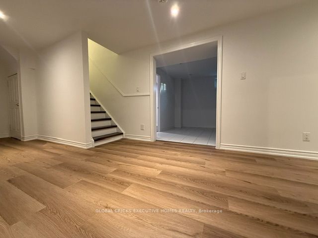 Unit Lower - 66 Foundry Crescent, Markham 4