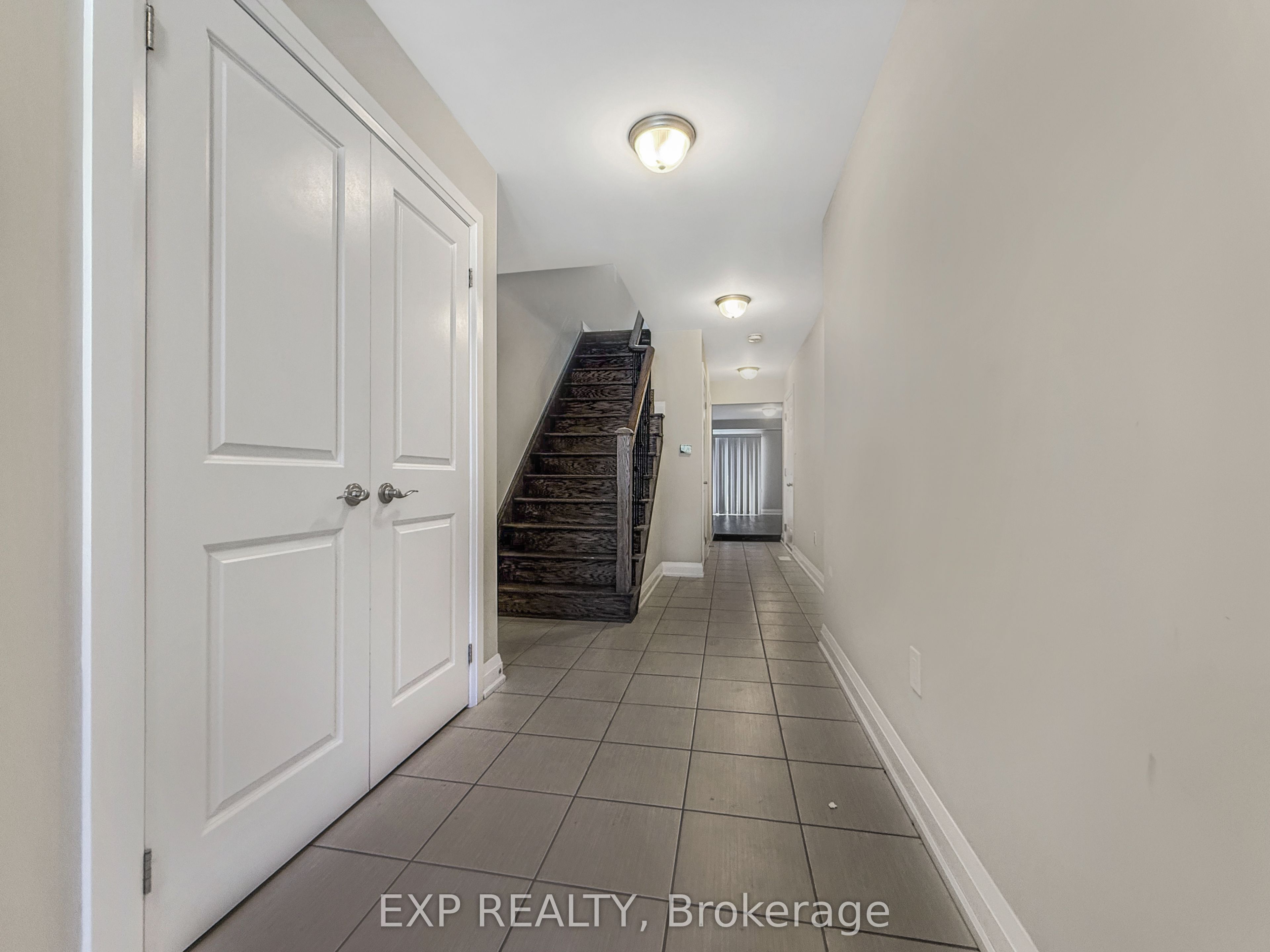 Unit Upper - 923 Isaac Phillips Way, Aurora 2