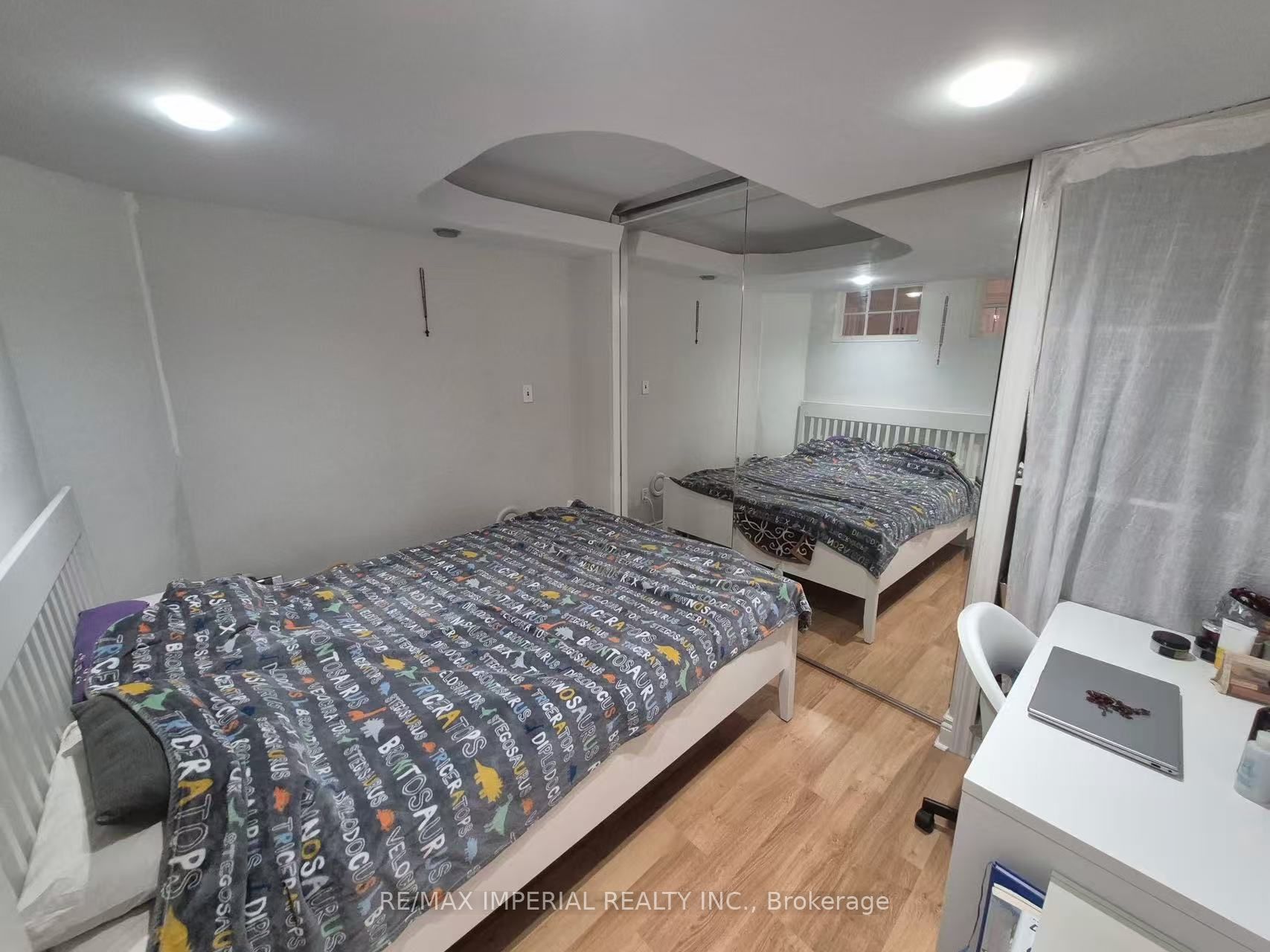 Unit Bsmt - 55 Sassafras Circle, Vaughan 5