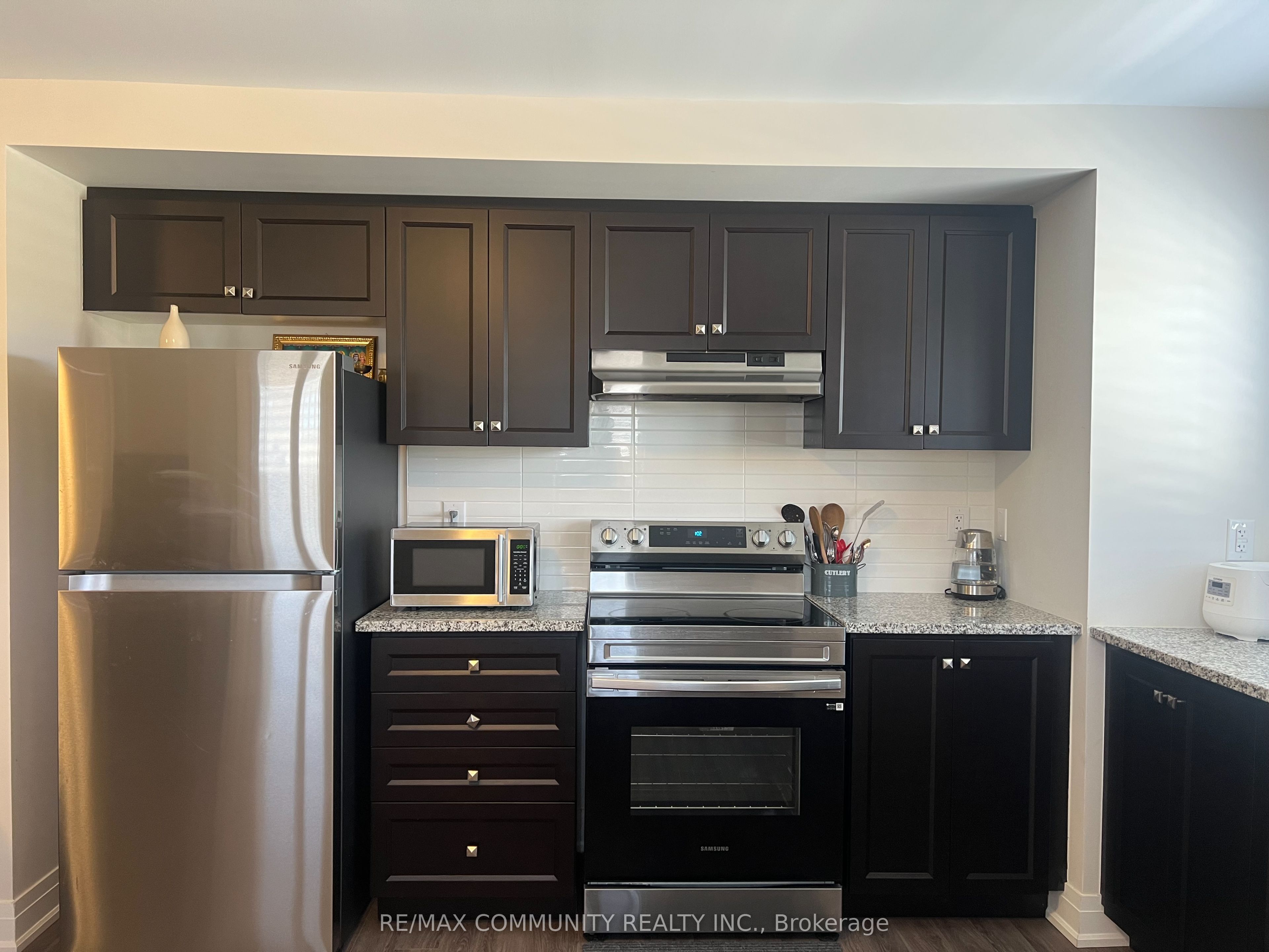 Unit Coach House - 3570 Bur Oak Avenue, Markham 3