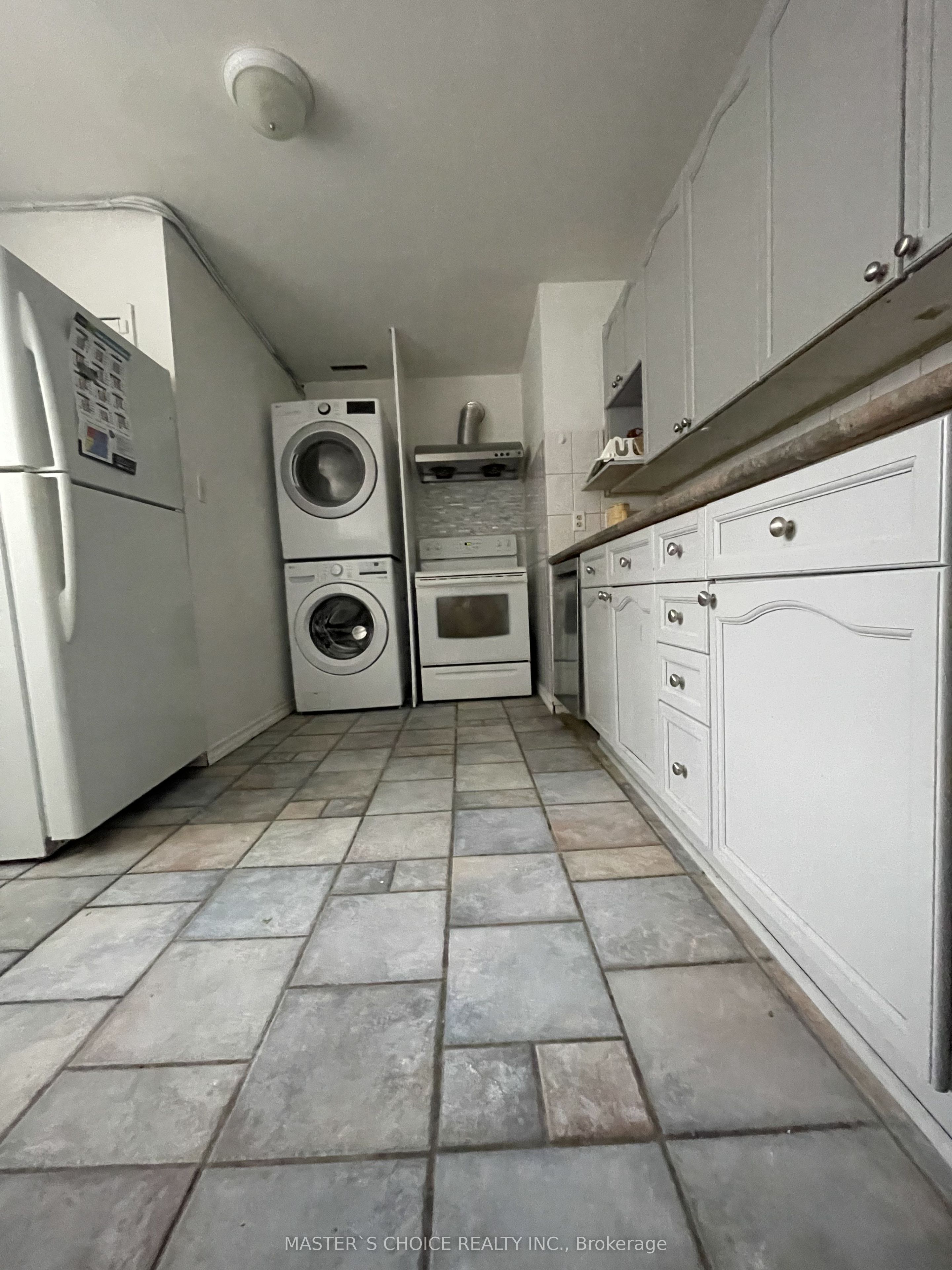 39 Richardson Drive S, Aurora 2