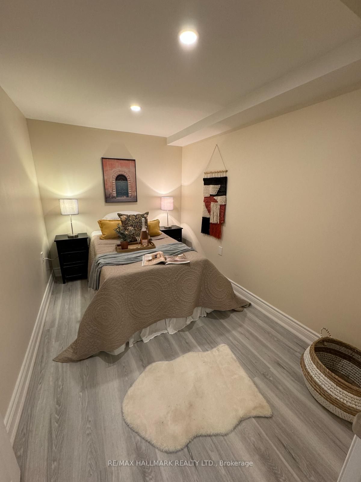 Unit Room 2 - 248 Crossland Gate, Newmarket 2