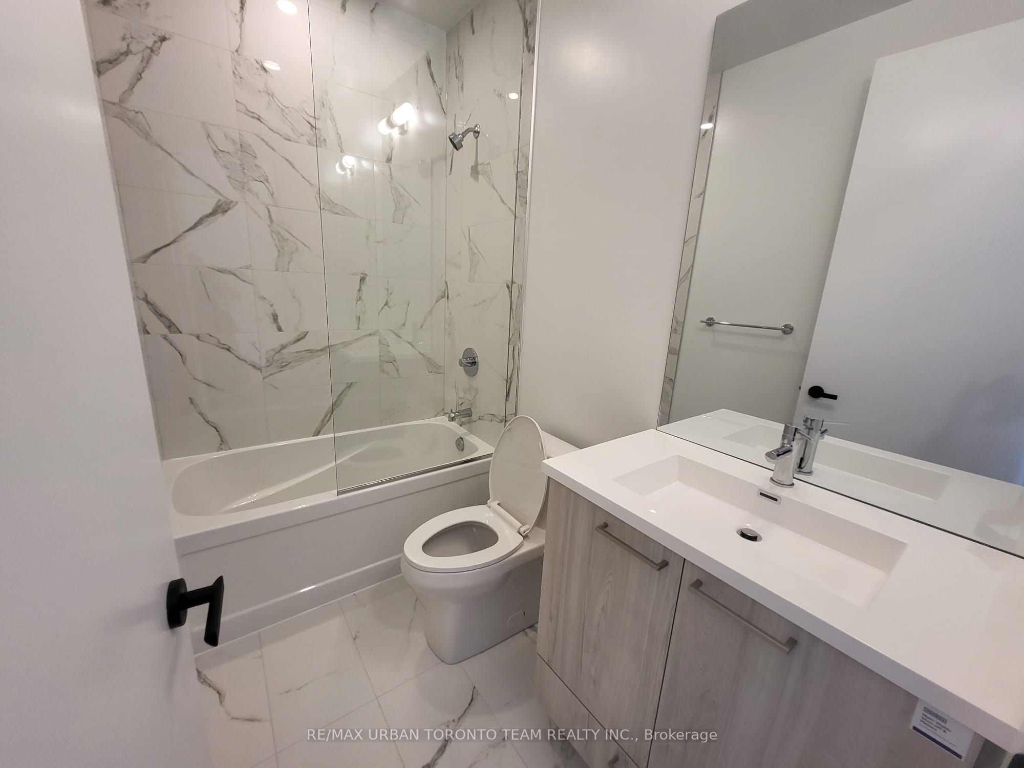 Unit PH105 - 195 Commerce Street, Vaughan 5