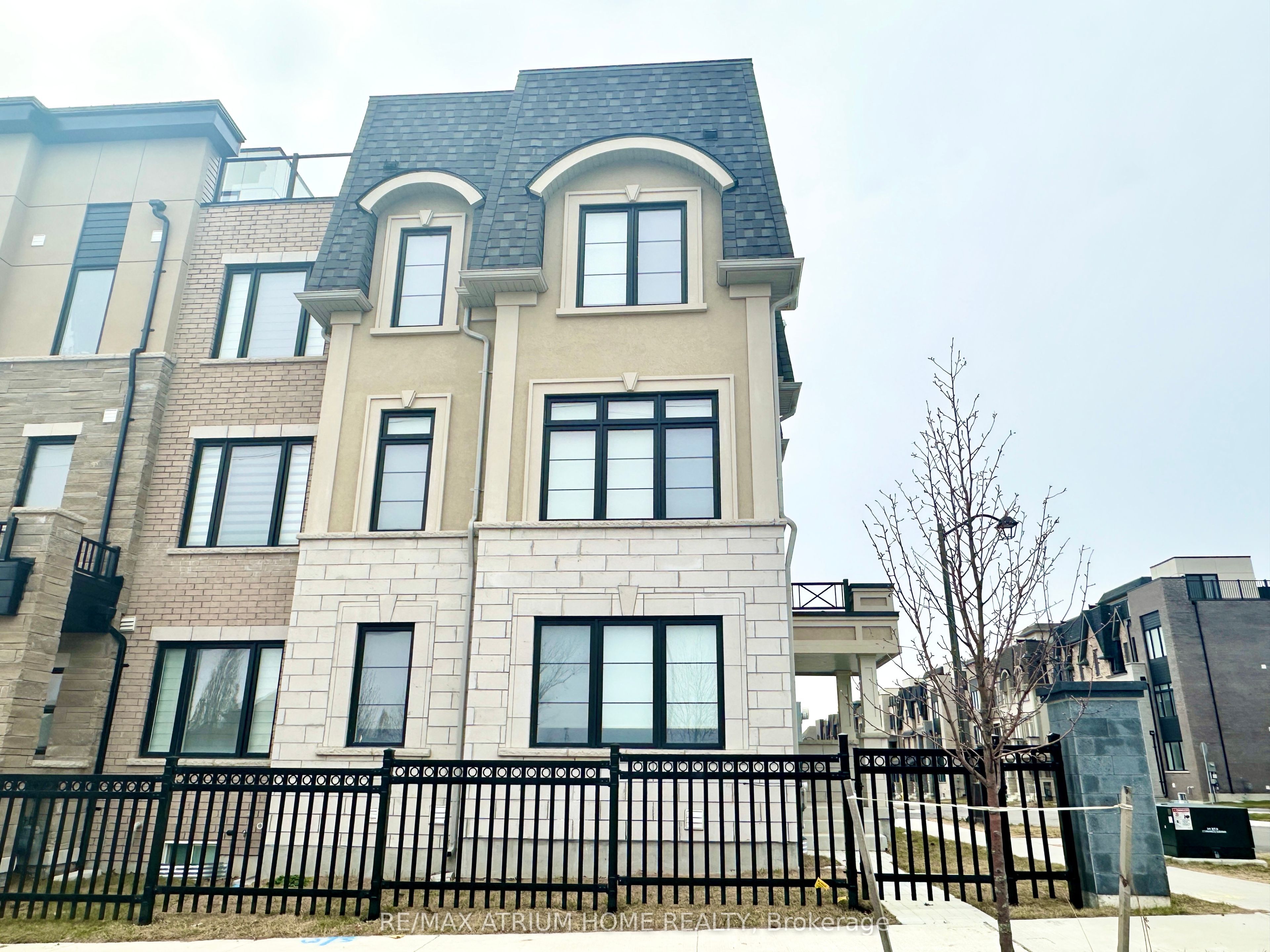 9660 Kennedy Road, Markham 3