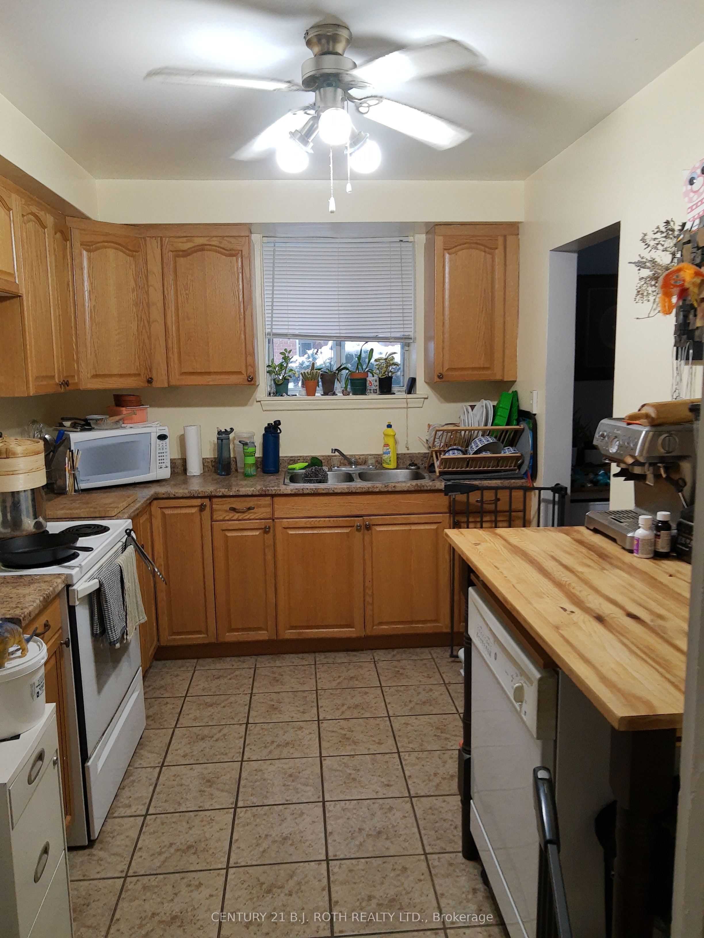 Unit 1 - 13 Queen Street, Barrie 3