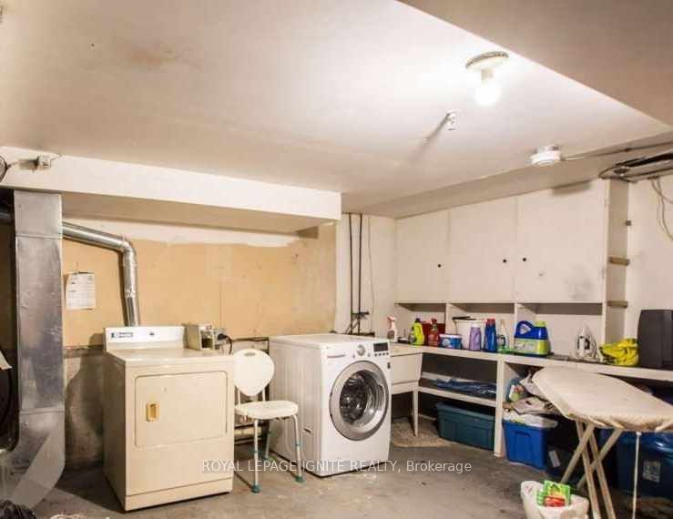 Unit Room1U - 170 Hickling Trail, Barrie 5