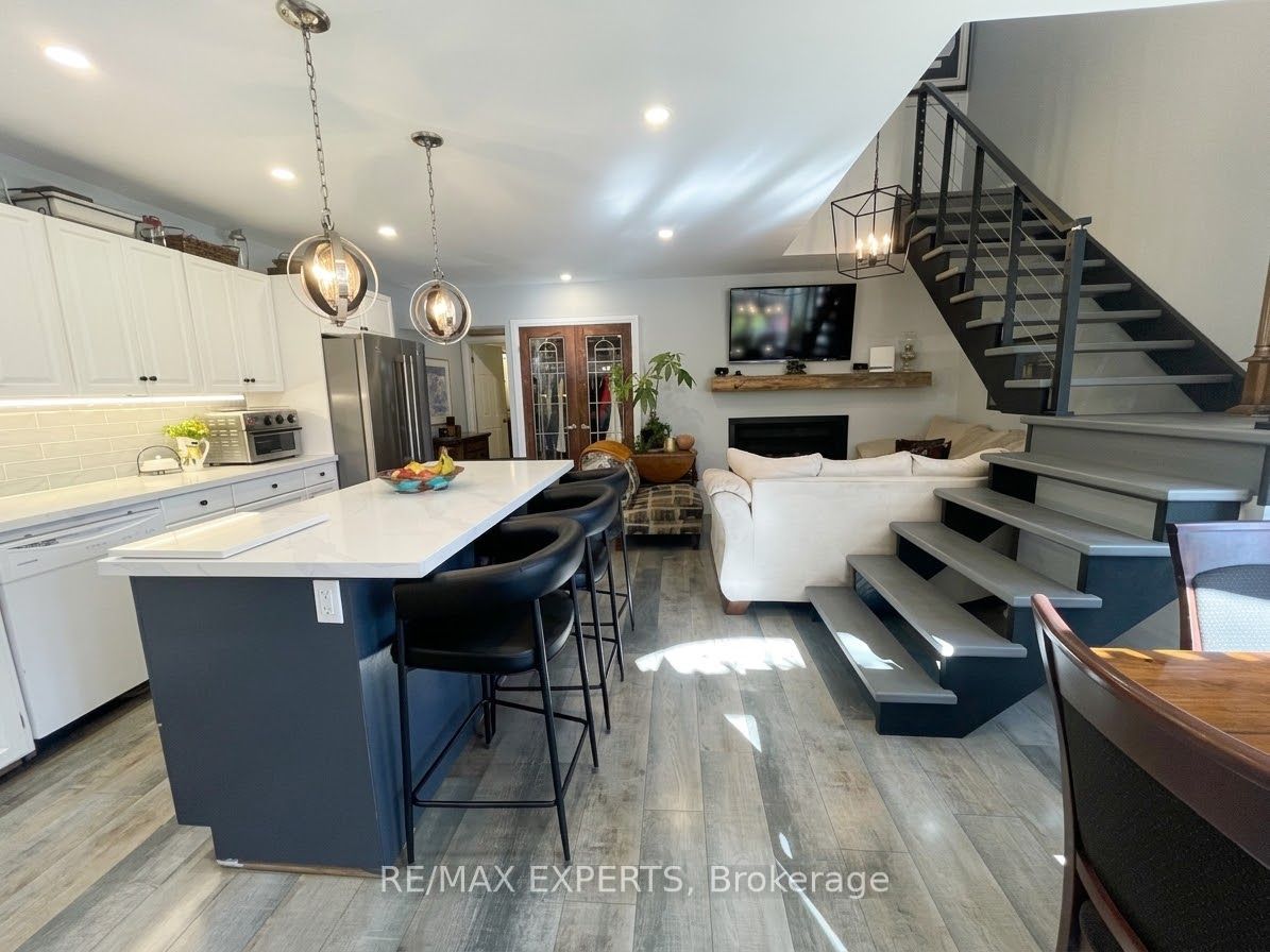 37 62nd Street N, Wasaga Beach 3