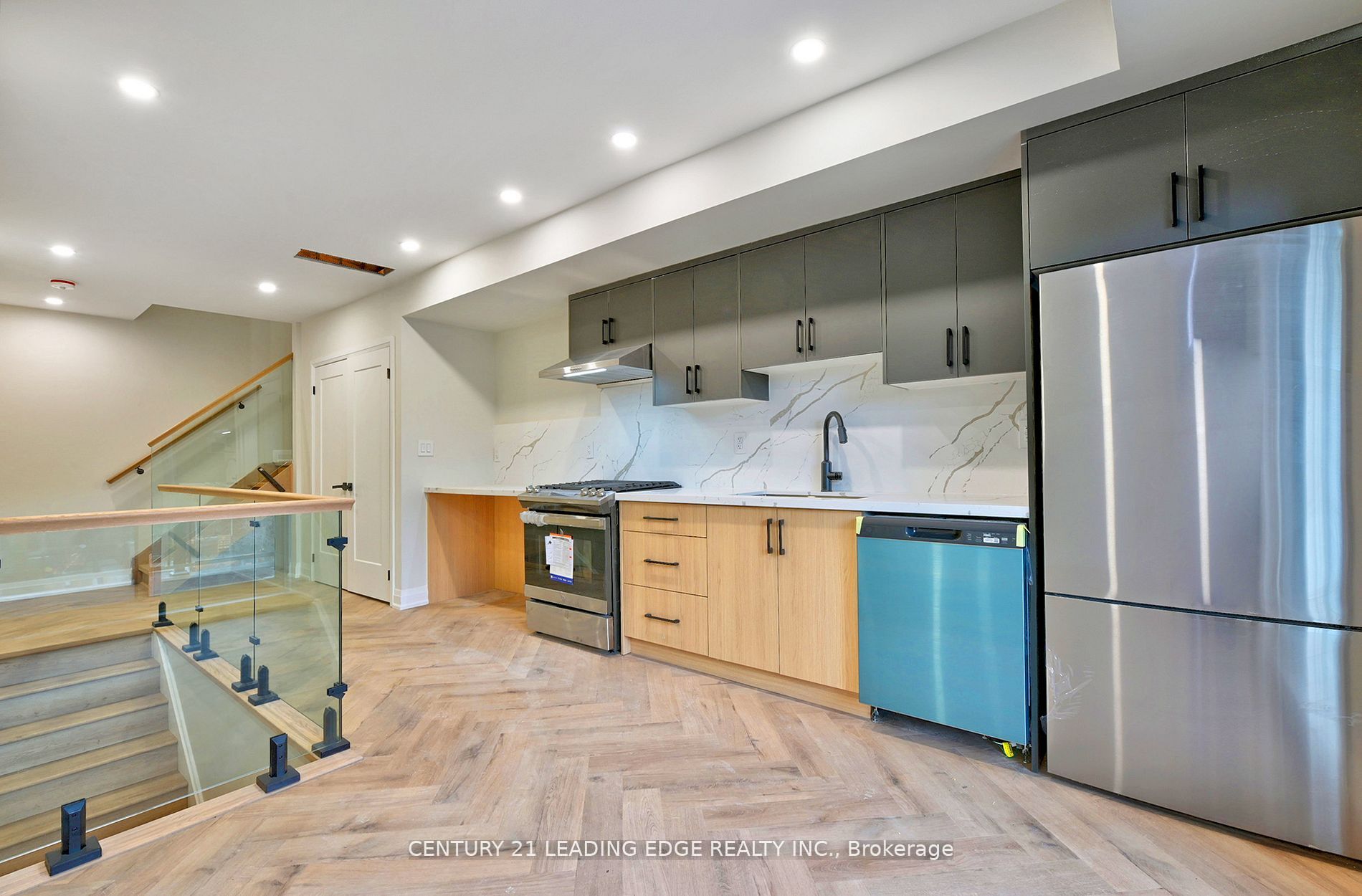 Unit Unit 2 - 53 Boon Avenue, Toronto 2