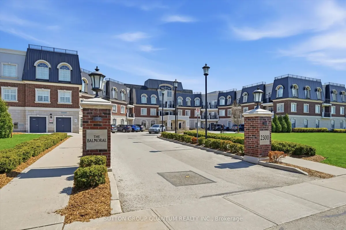 304 - 2300 Upper Middle Road W, Oakville, Ontario Sold History | HouseSigma