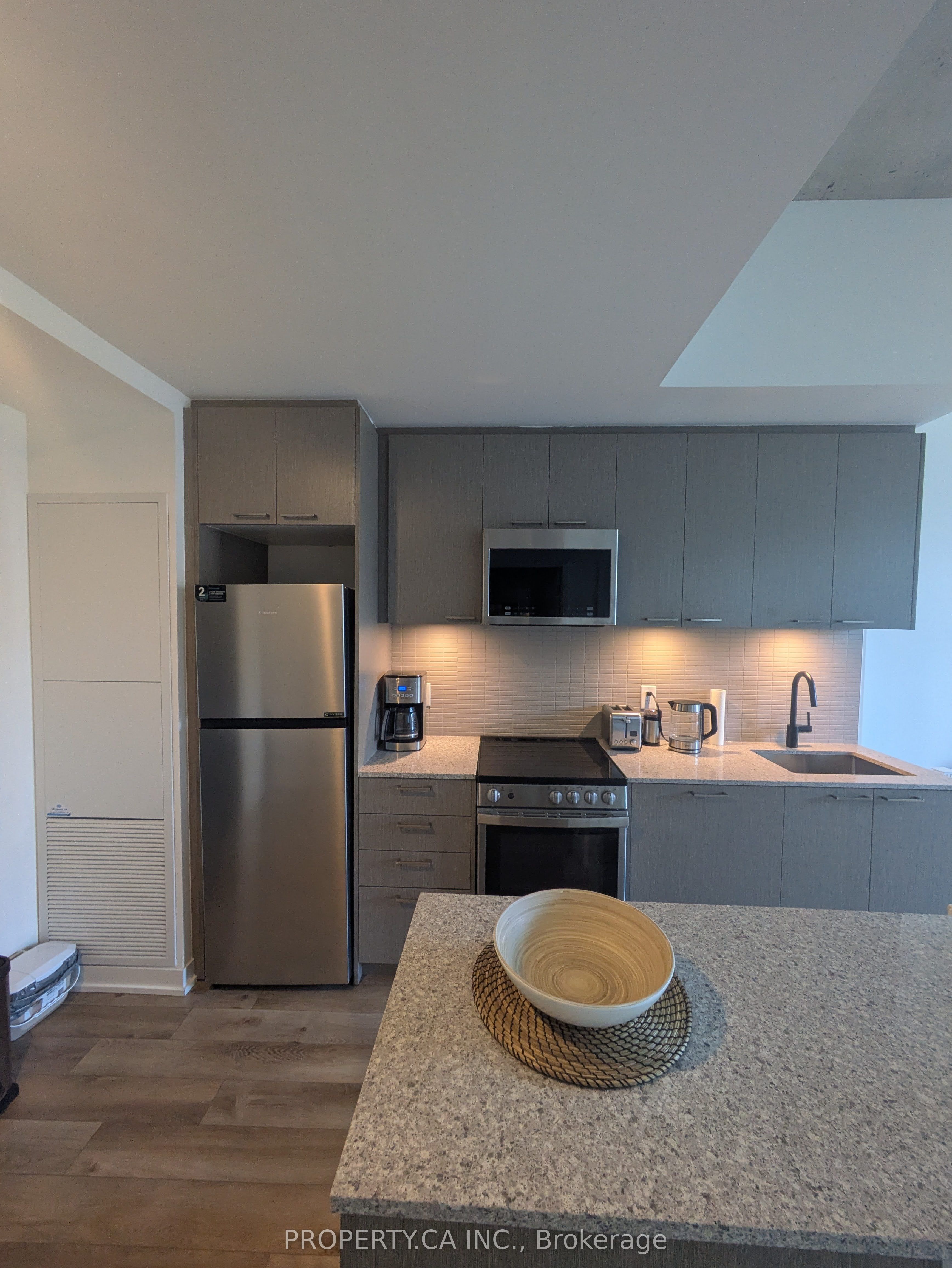 Unit 1005 - 1808 St Clair Avenue W, Toronto 3