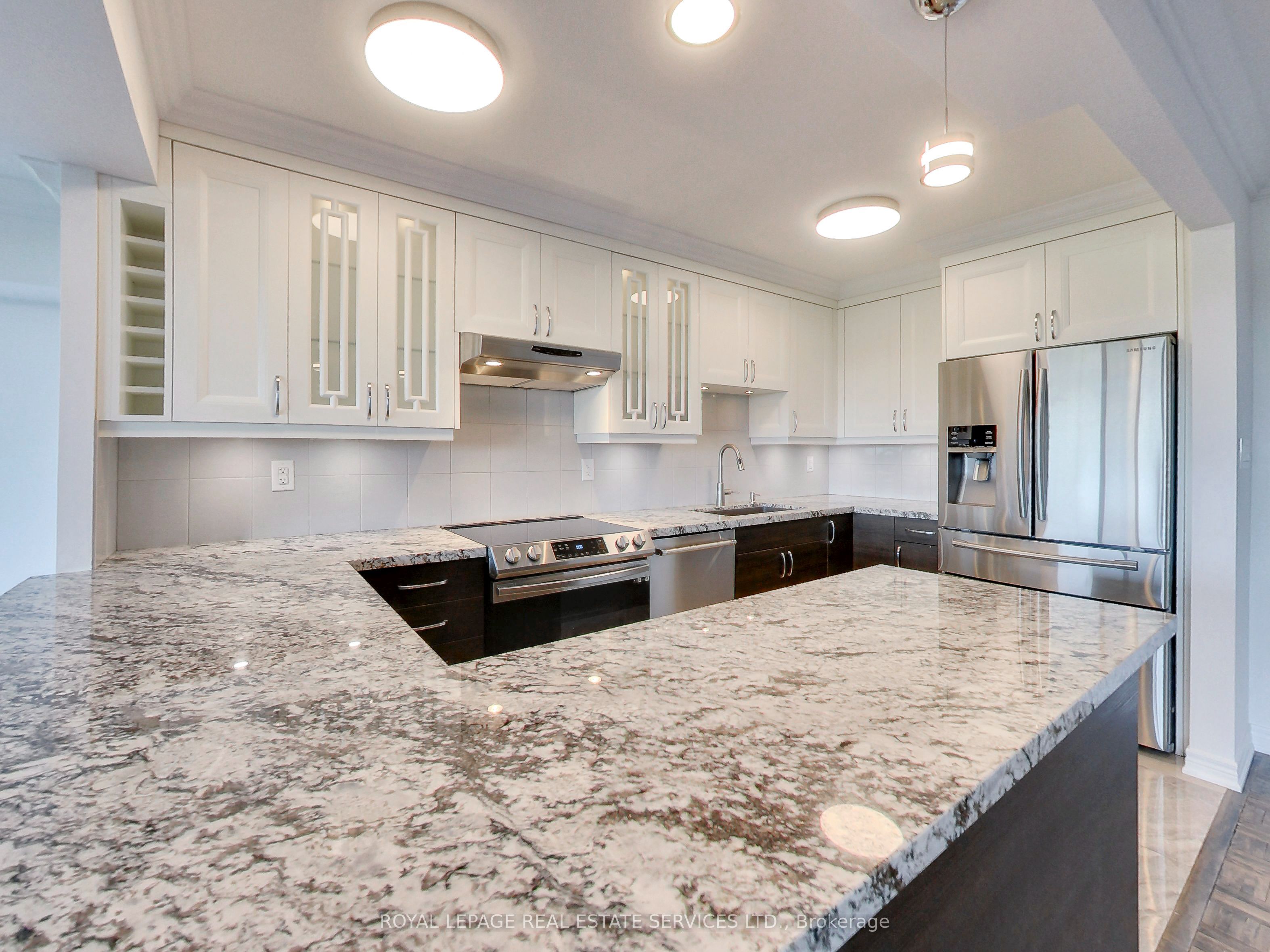 Unit 1302 - 240 Scarlett Road, Toronto 5