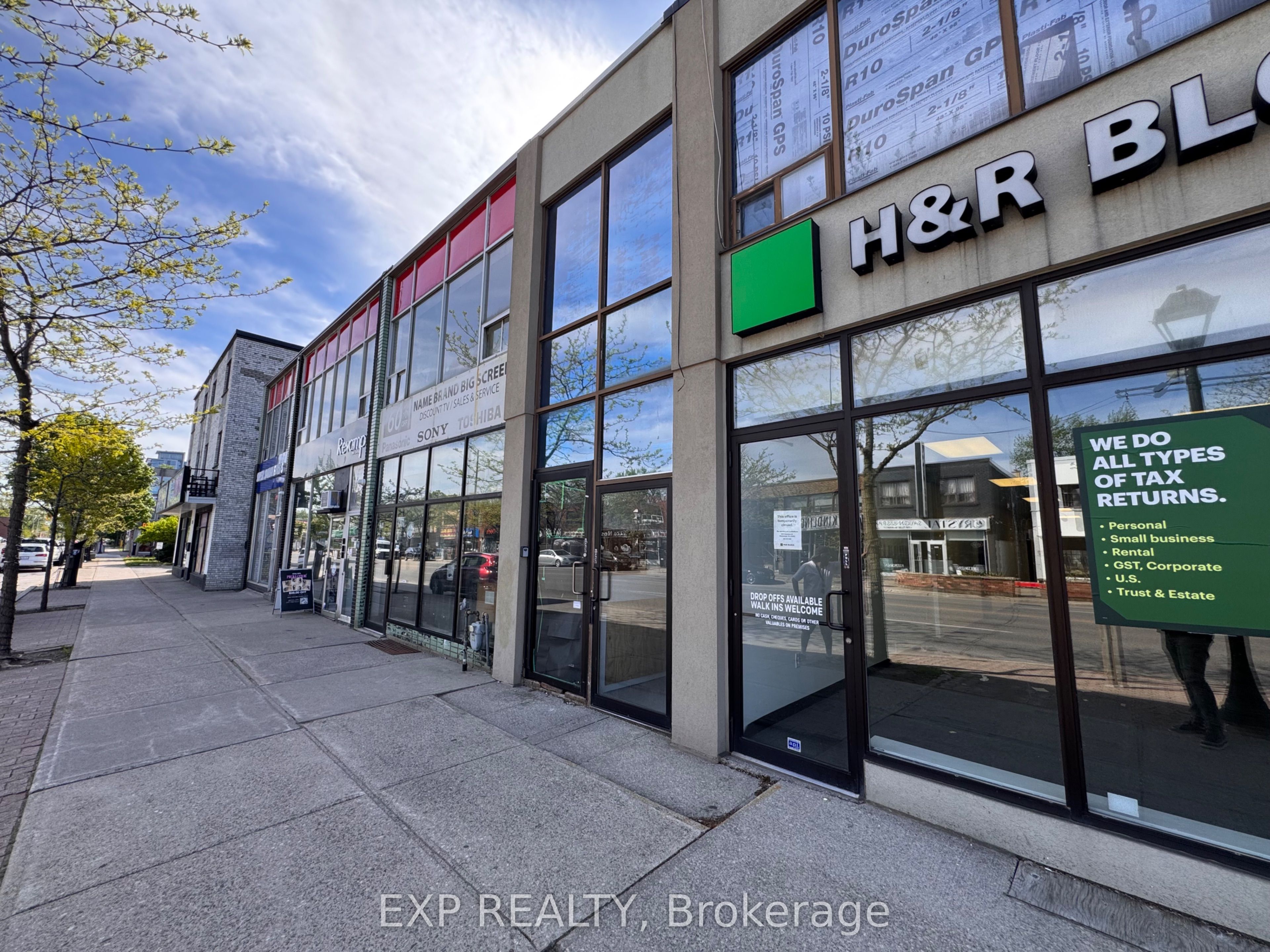Unit 1 - 256 Lakeshore Road E, Mississauga 3