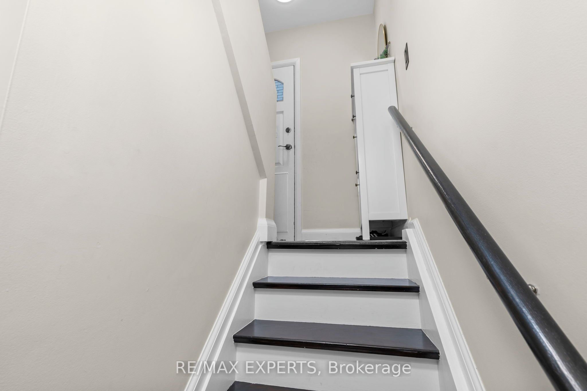 Unit Bsmt - 423A Valermo Drive, Etobicoke 5