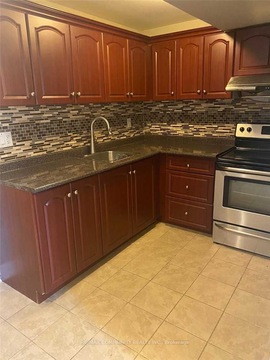 Unit Basement - 4332 Guildwood Way, Mississauga 5