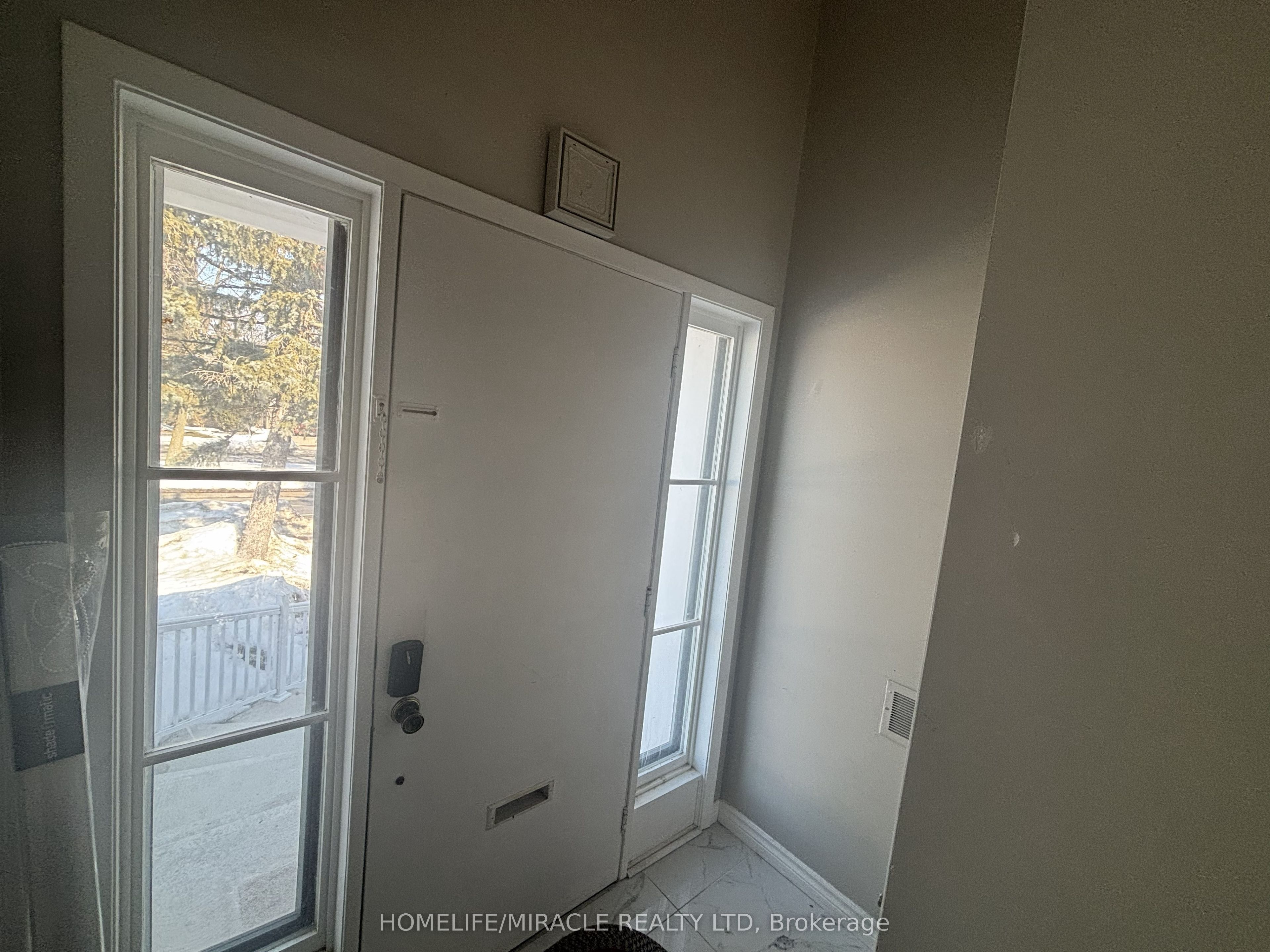 Unit Main - 219 Mcmurchy Avenue, Brampton 2